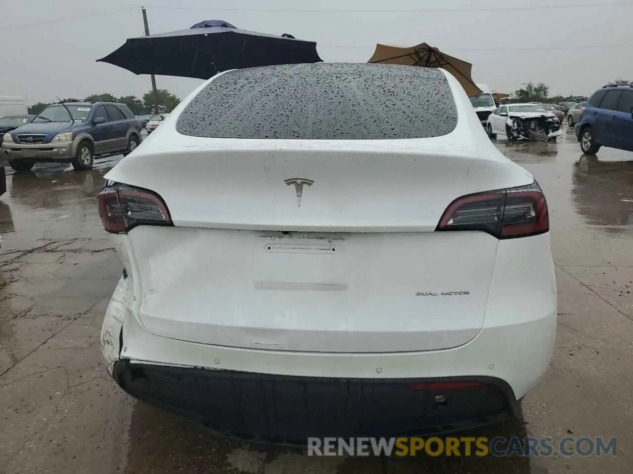 6 fotografías del automóvil dañado 7SAYGDEE4NF329743 TESLA MODEL Y 2022
