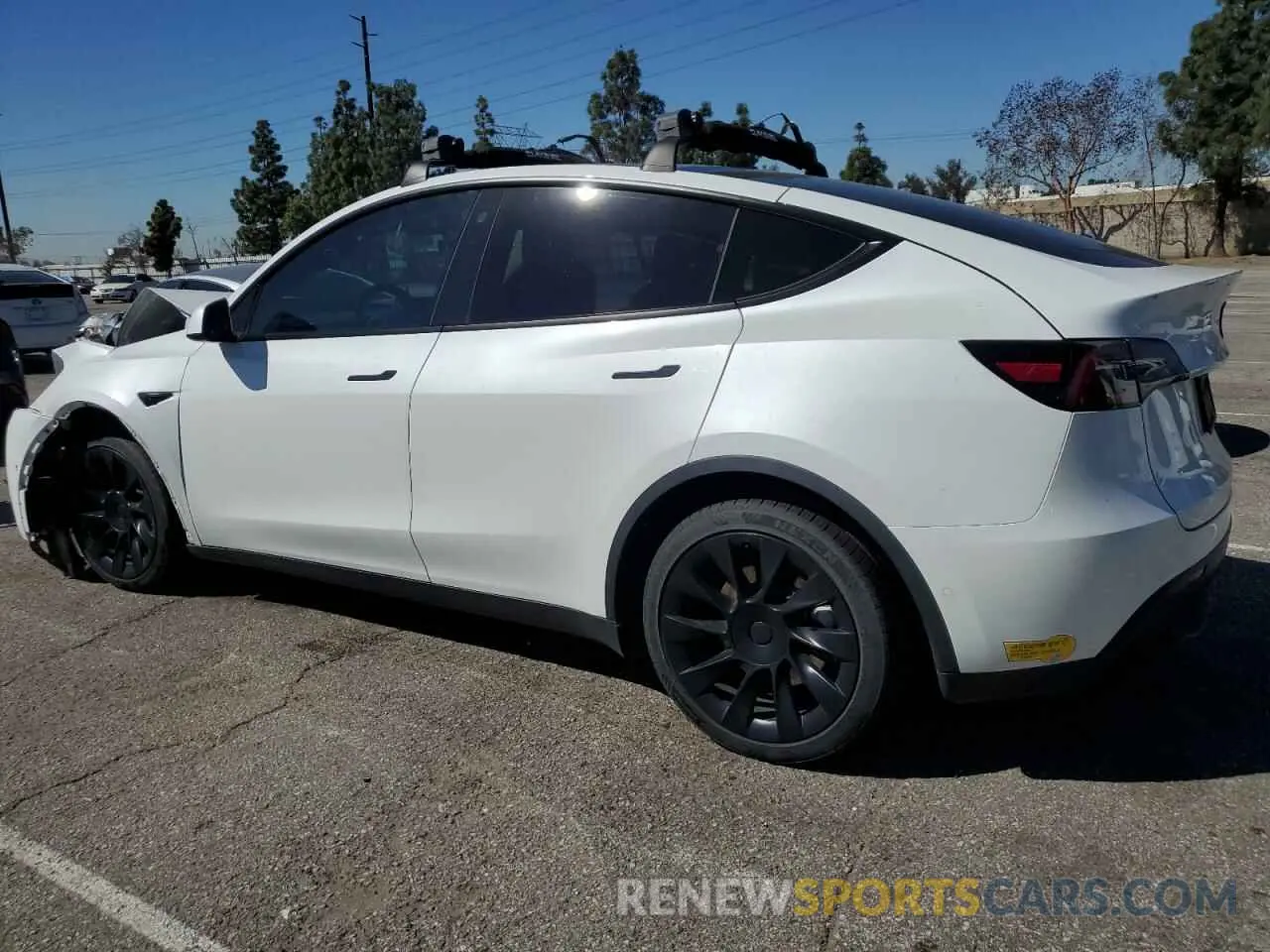 2 fotografías del automóvil dañado 7SAYGDEE4NF357428 TESLA MODEL Y 2022