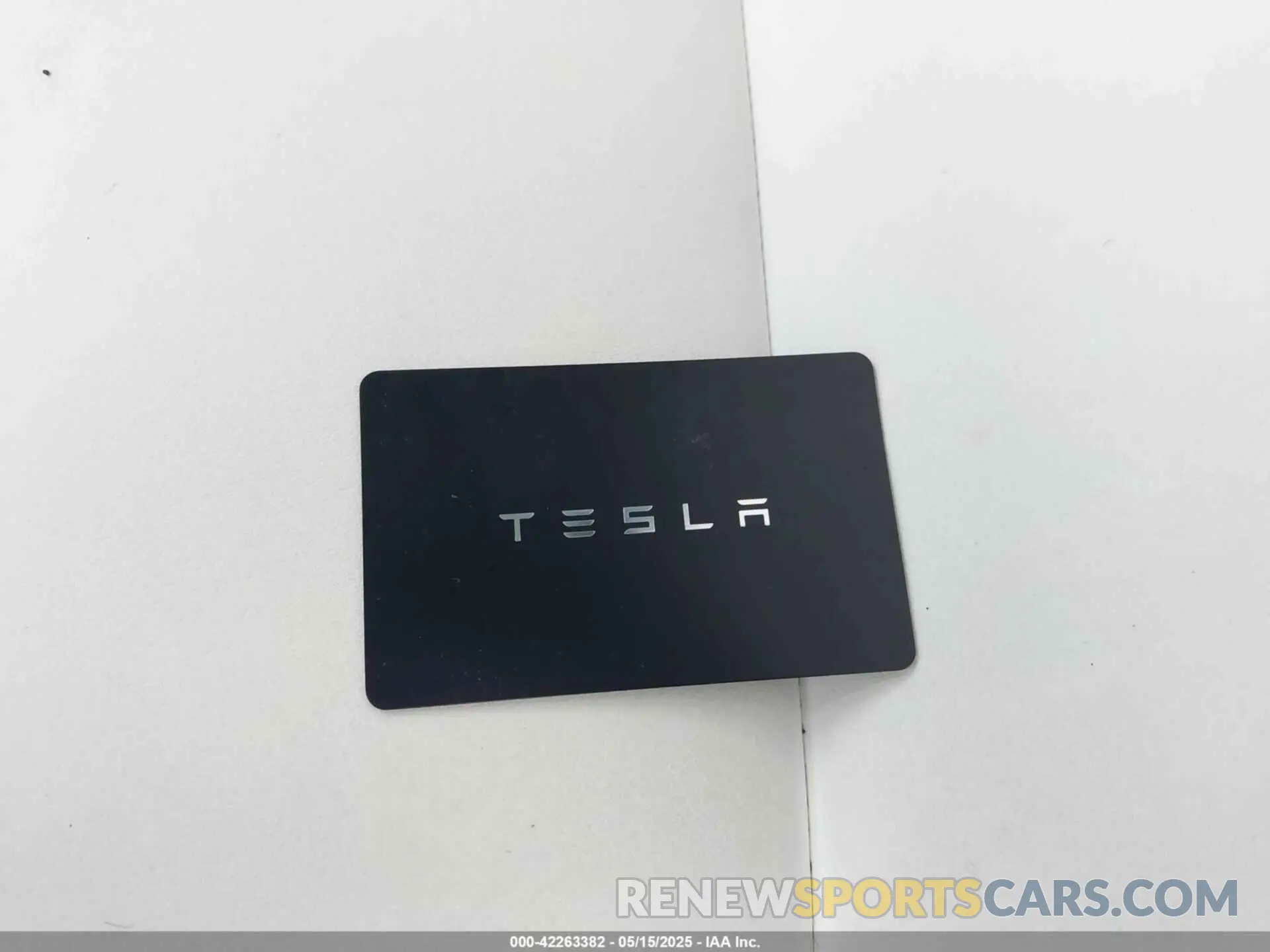 11 fotografías del automóvil dañado 7SAYGDEE4NF379574 TESLA MODEL Y 2022