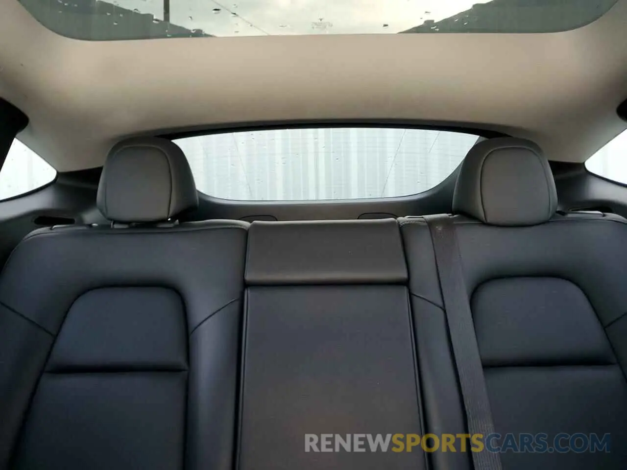 10 fotografías del automóvil dañado 7SAYGDEE4NF385634 TESLA MODEL Y 2022