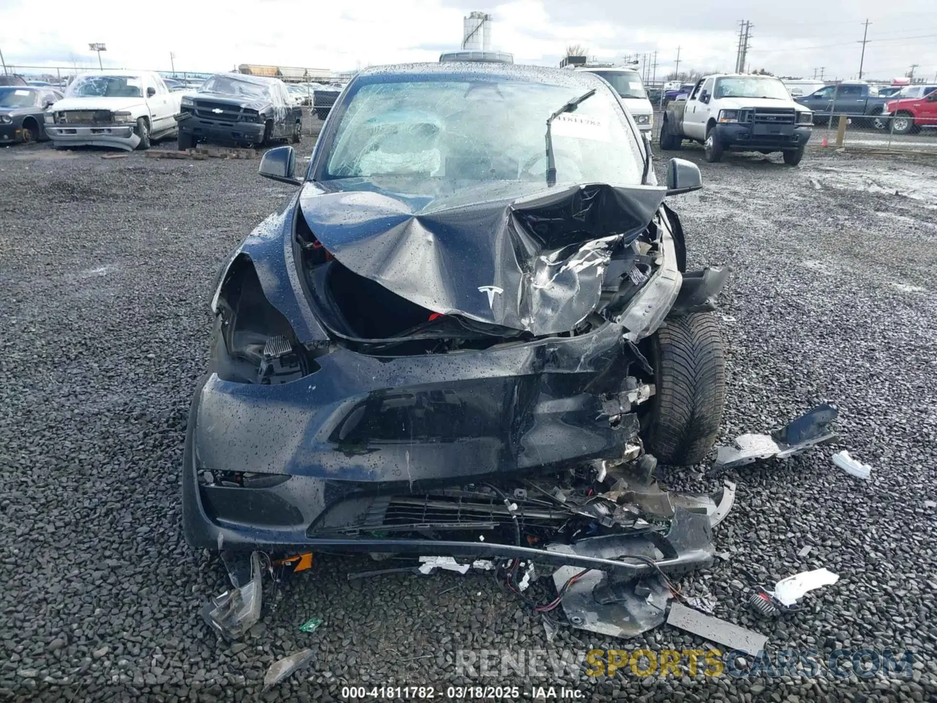11 fotografías del automóvil dañado 7SAYGDEE4NF447985 TESLA MODEL Y 2022