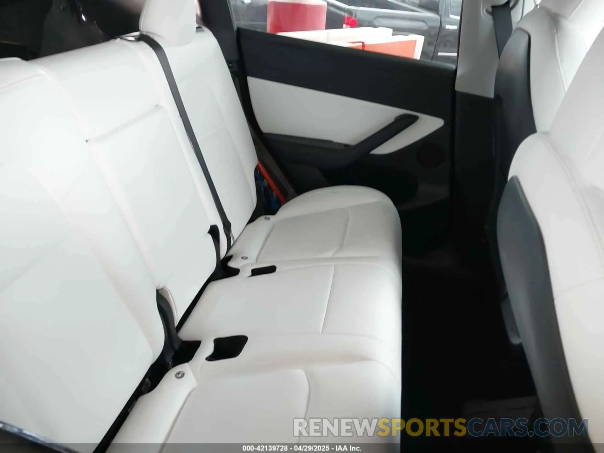 8 fotografías del automóvil dañado 7SAYGDEE4NF450434 TESLA MODEL Y 2022