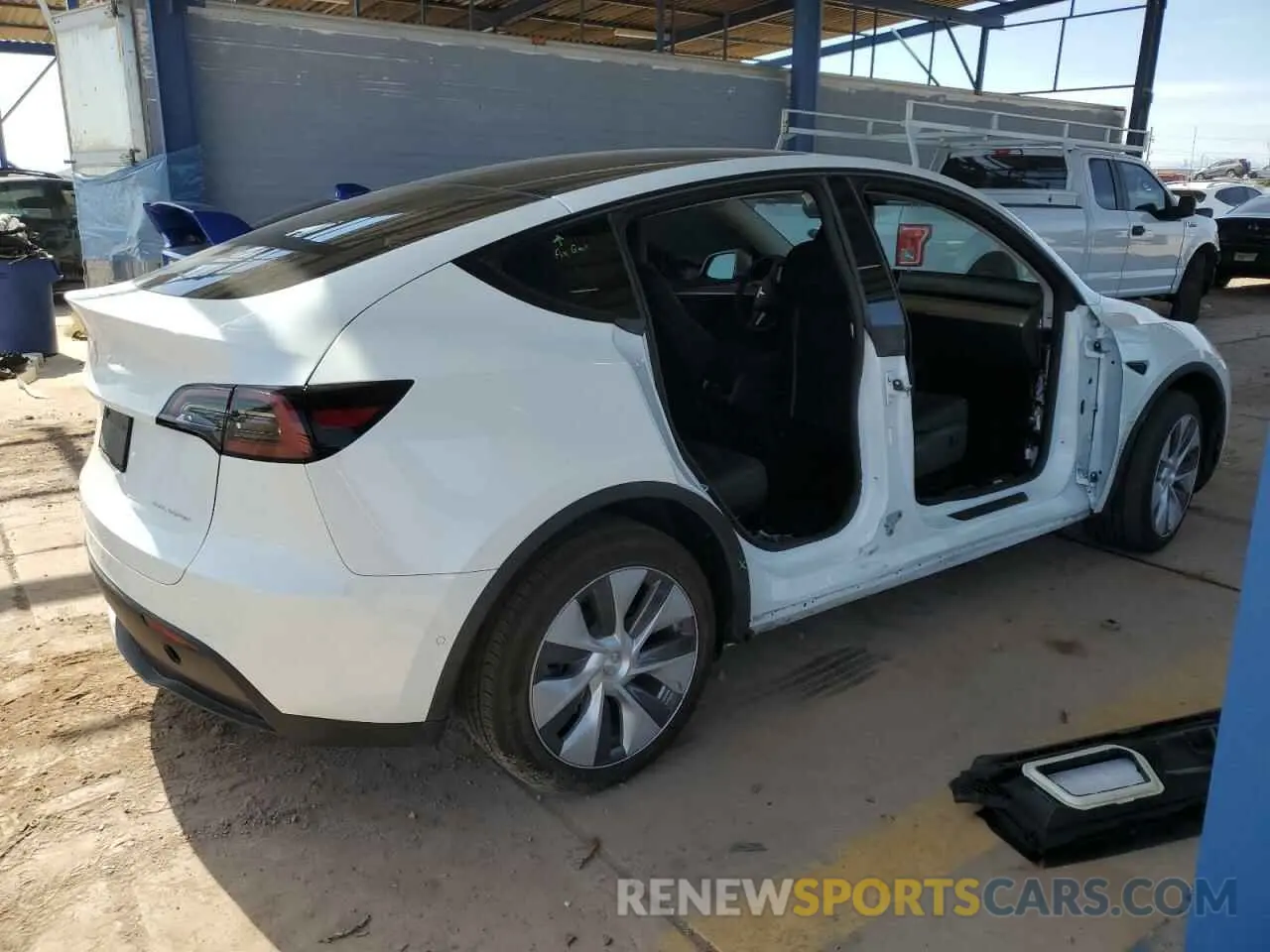 3 fotografías del automóvil dañado 7SAYGDEE5NA015841 TESLA MODEL Y 2022