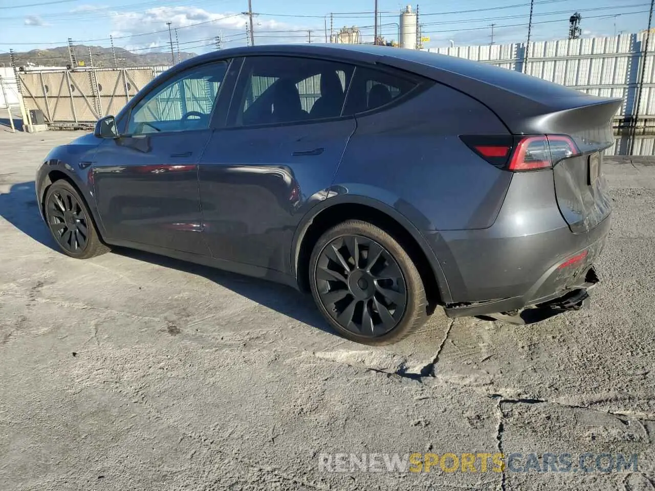 2 fotografías del automóvil dañado 7SAYGDEE5NA019453 TESLA MODEL Y 2022