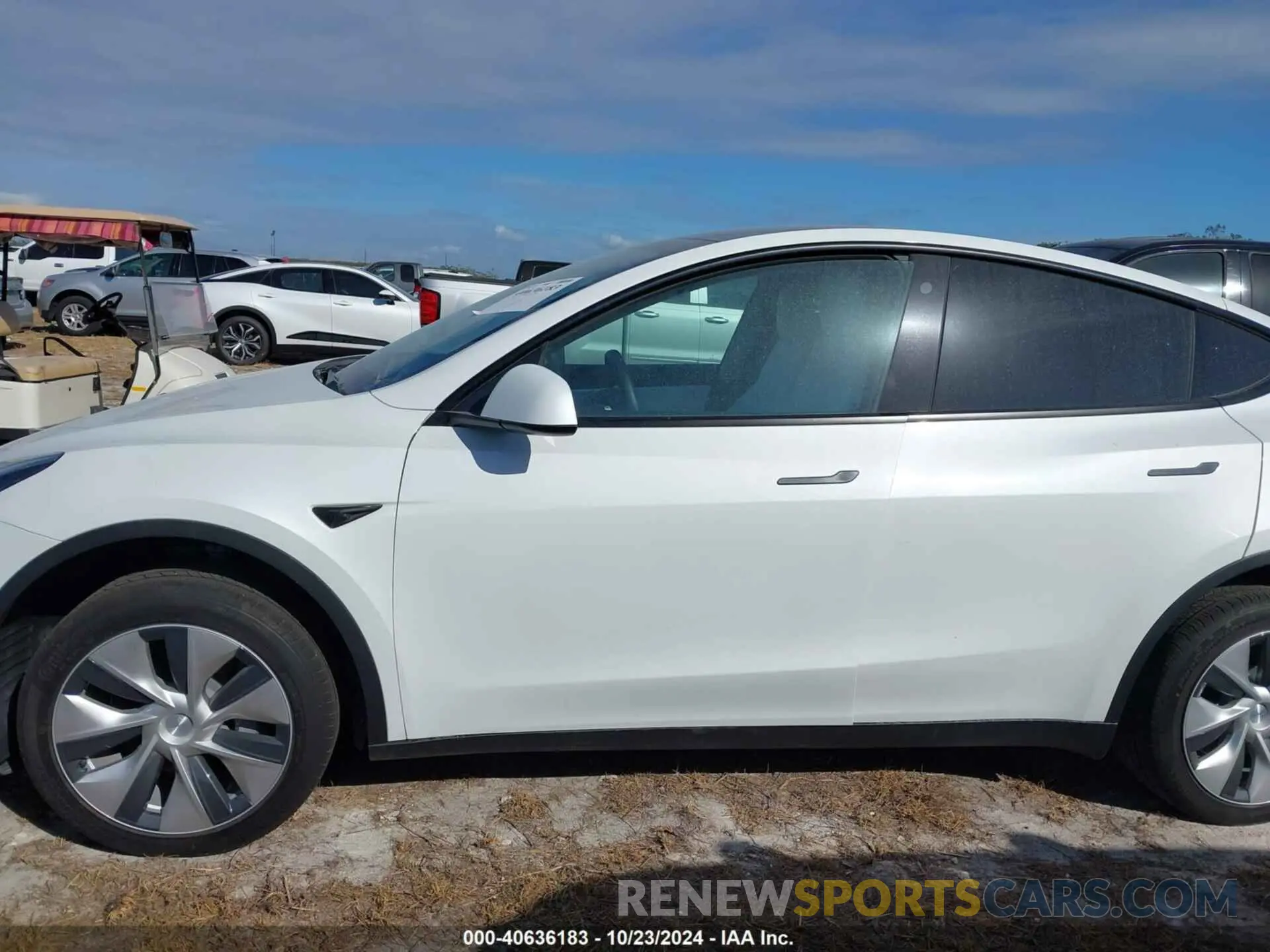 13 fotografías del automóvil dañado 7SAYGDEE5NF353422 TESLA MODEL Y 2022
