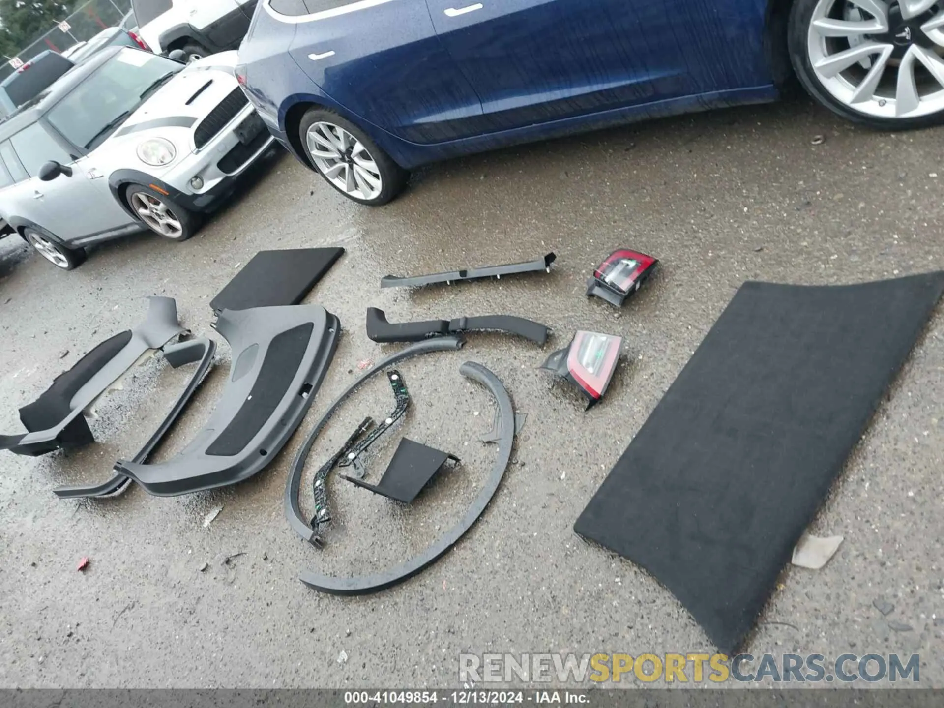 12 fotografías del automóvil dañado 7SAYGDEE5NF361410 TESLA MODEL Y 2022