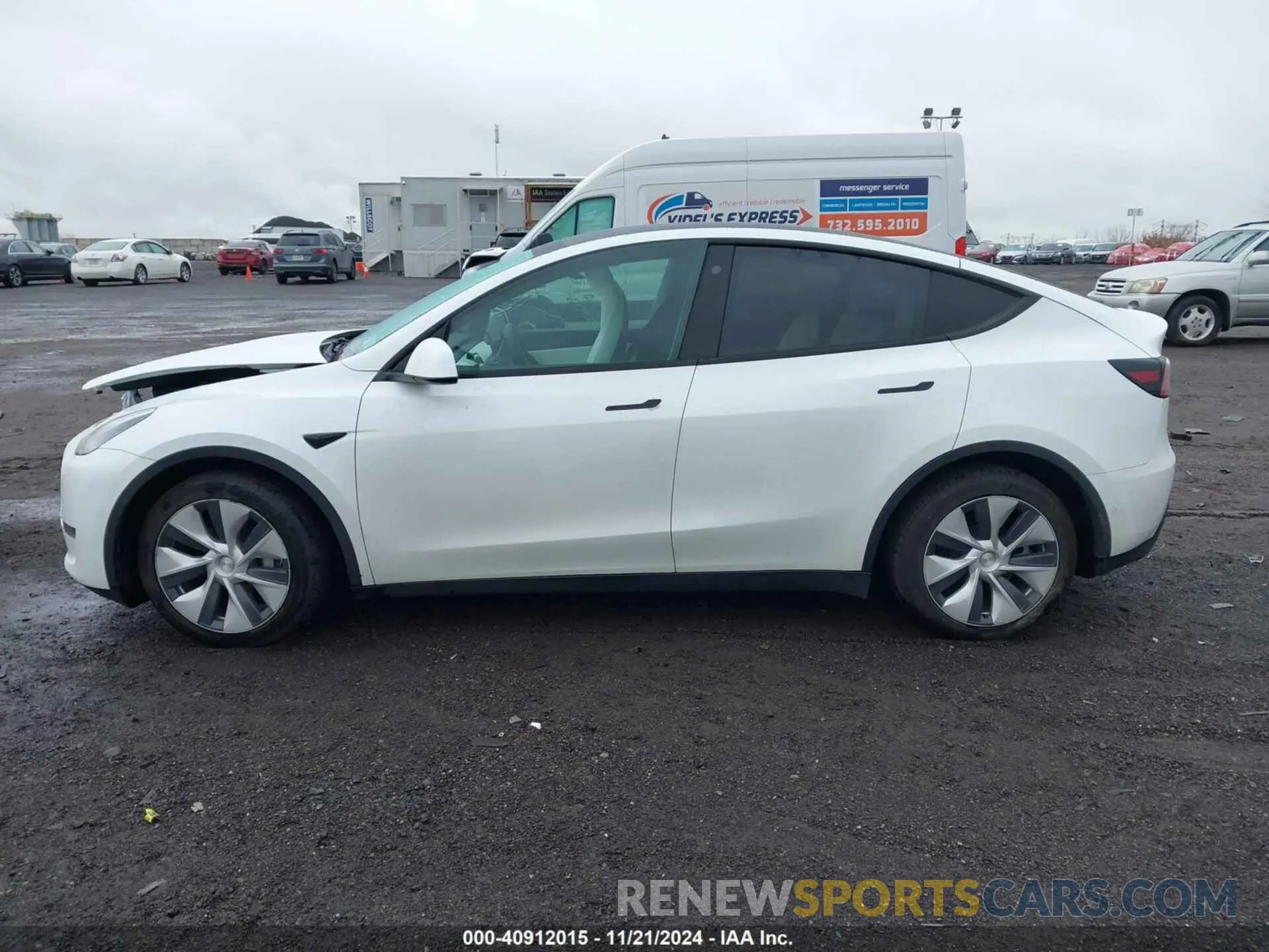 13 fotografías del automóvil dañado 7SAYGDEE5NF389692 TESLA MODEL Y 2022