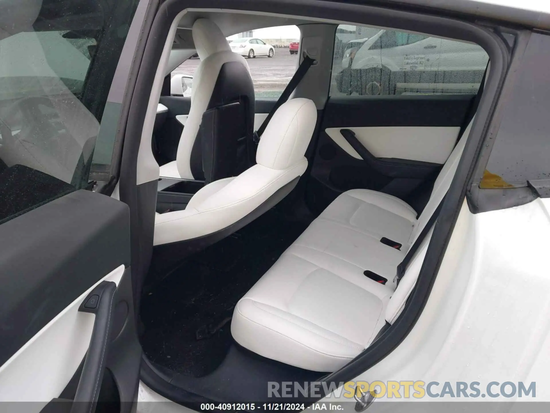 8 fotografías del automóvil dañado 7SAYGDEE5NF389692 TESLA MODEL Y 2022