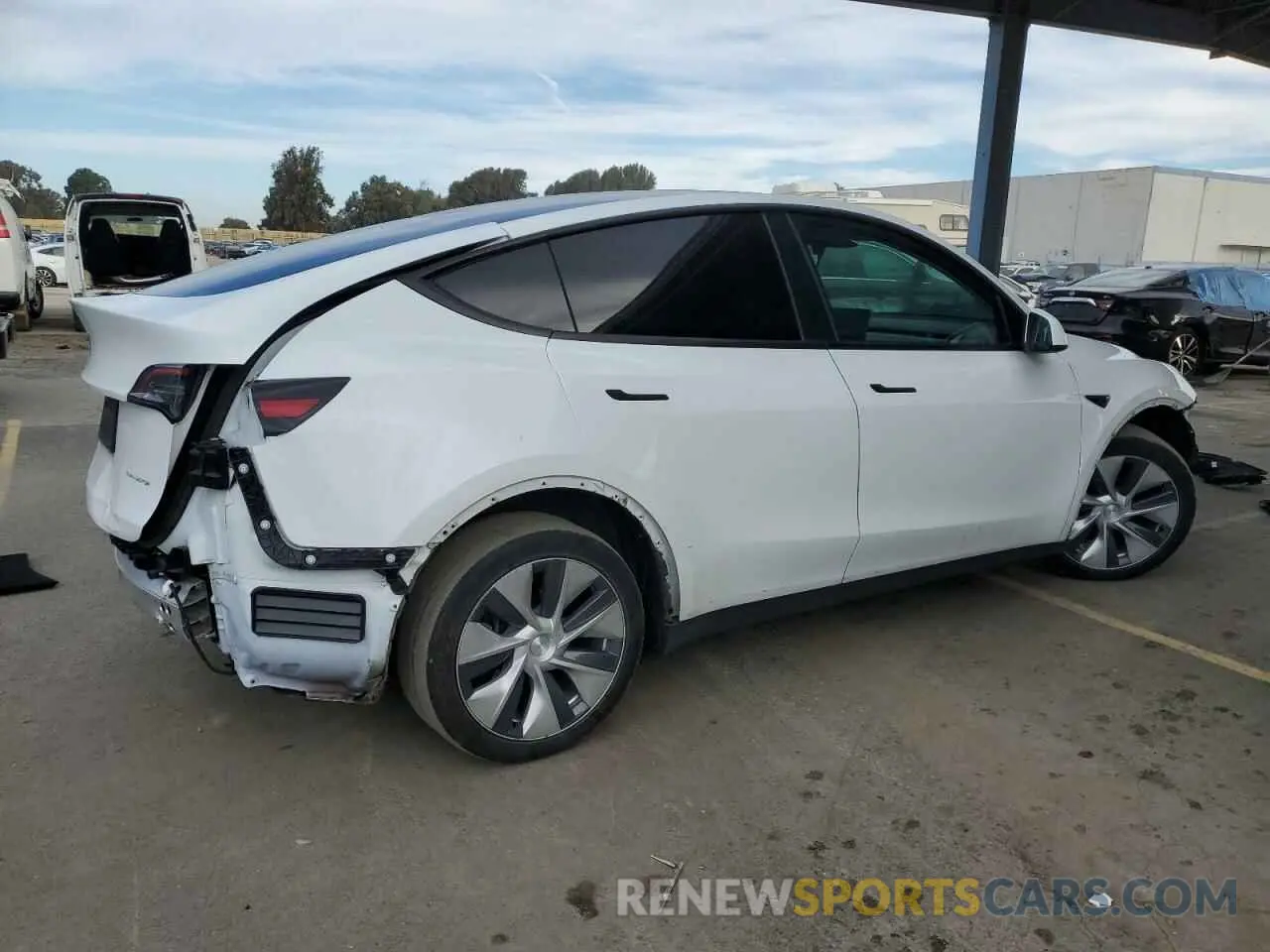 3 fotografías del automóvil dañado 7SAYGDEE5NF435702 TESLA MODEL Y 2022