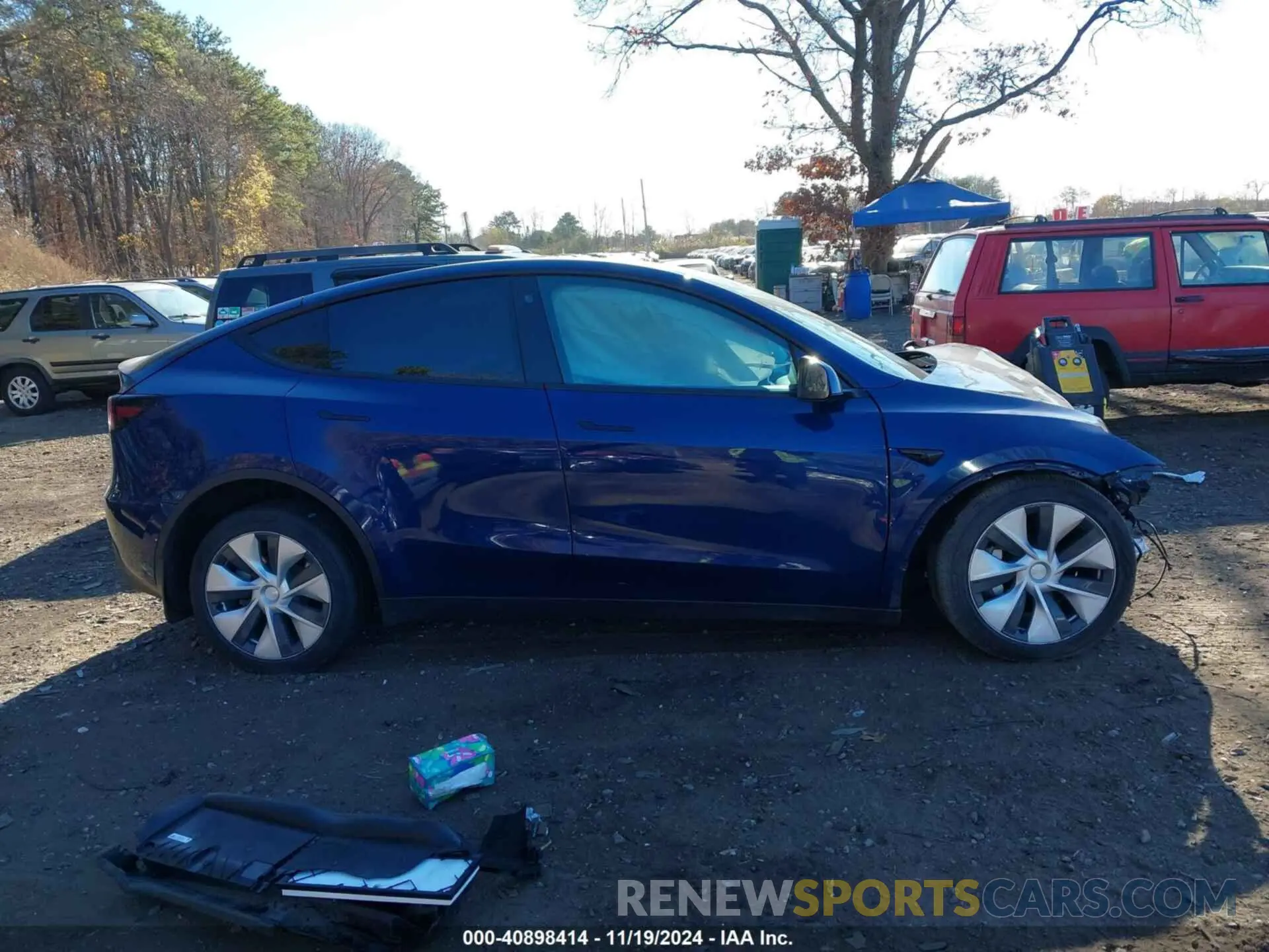 13 fotografías del automóvil dañado 7SAYGDEE5NF440642 TESLA MODEL Y 2022