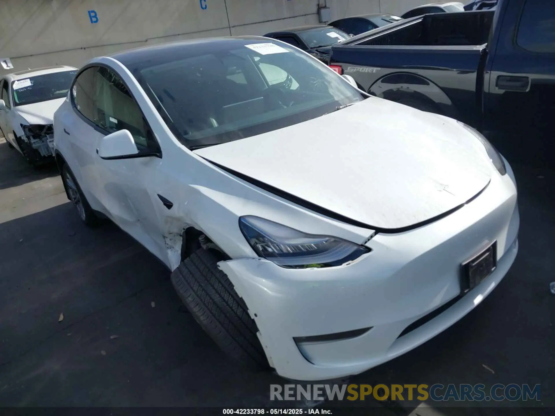 1 fotografías del automóvil dañado 7SAYGDEE5NF504369 TESLA MODEL Y 2022