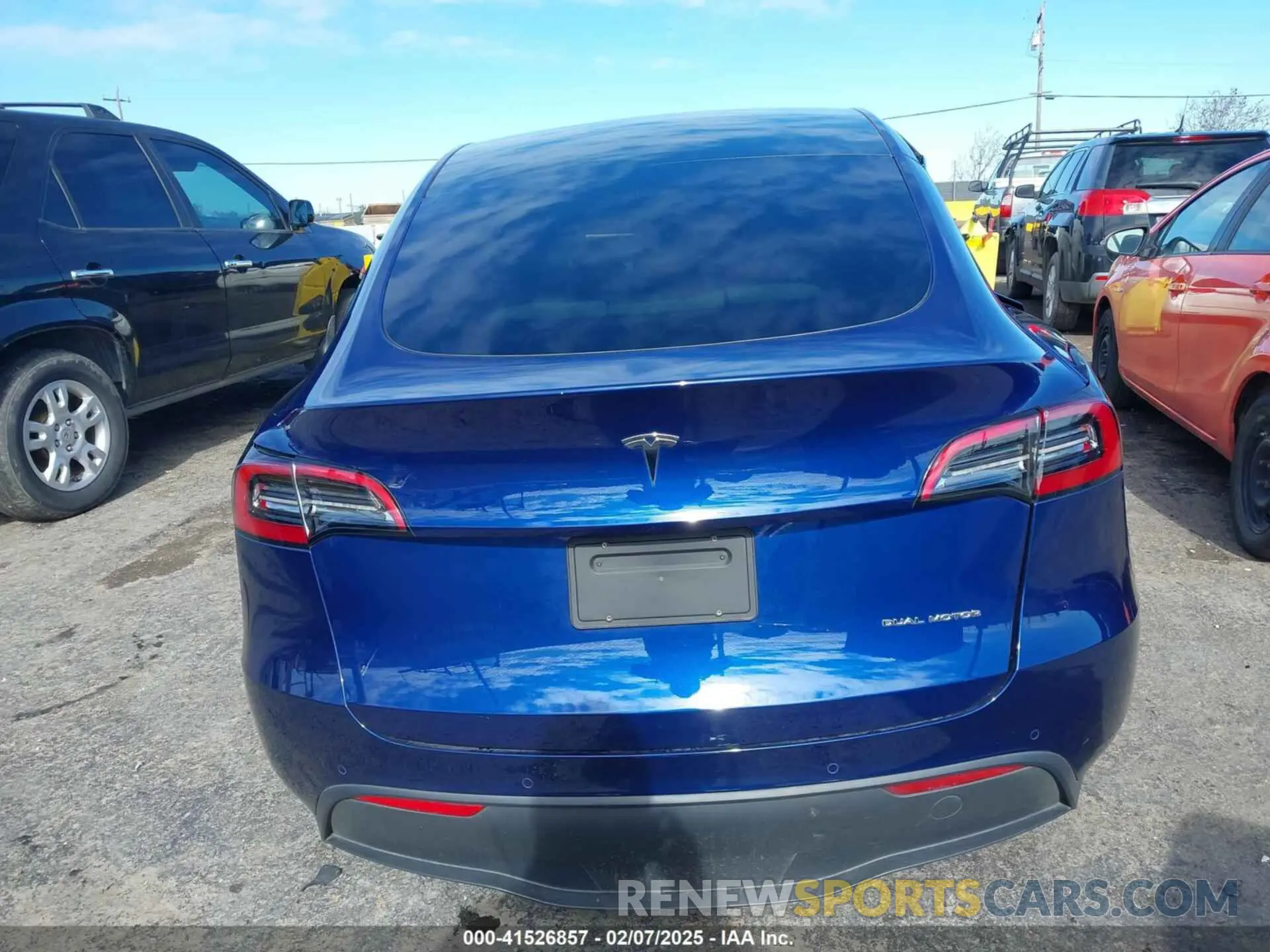 16 fotografías del automóvil dañado 7SAYGDEE6NF318372 TESLA MODEL Y 2022
