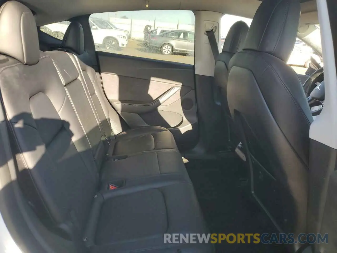 10 fotografías del automóvil dañado 7SAYGDEE6NF330165 TESLA MODEL Y 2022