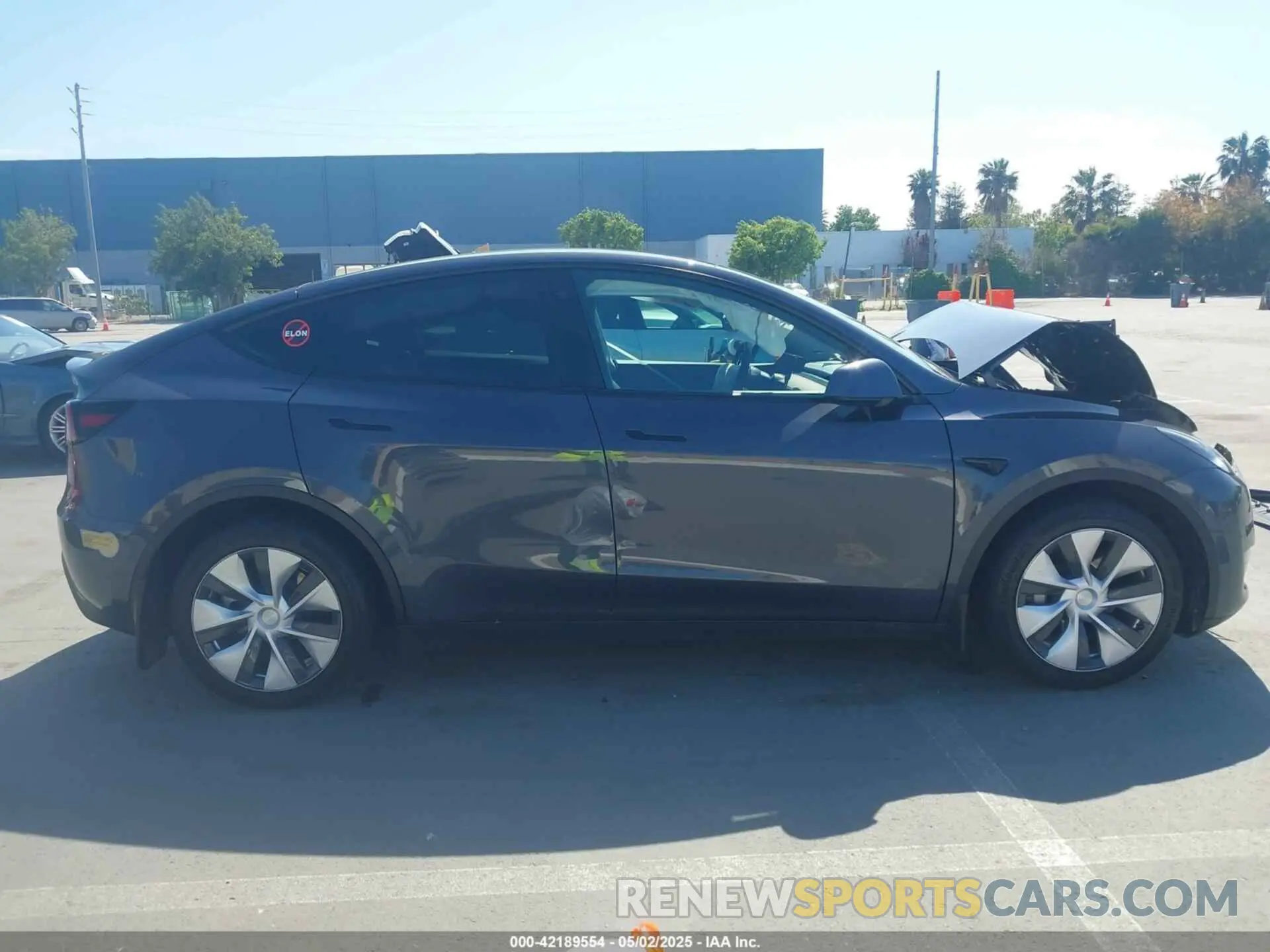 13 fotografías del automóvil dañado 7SAYGDEE6NF344583 TESLA MODEL Y 2022