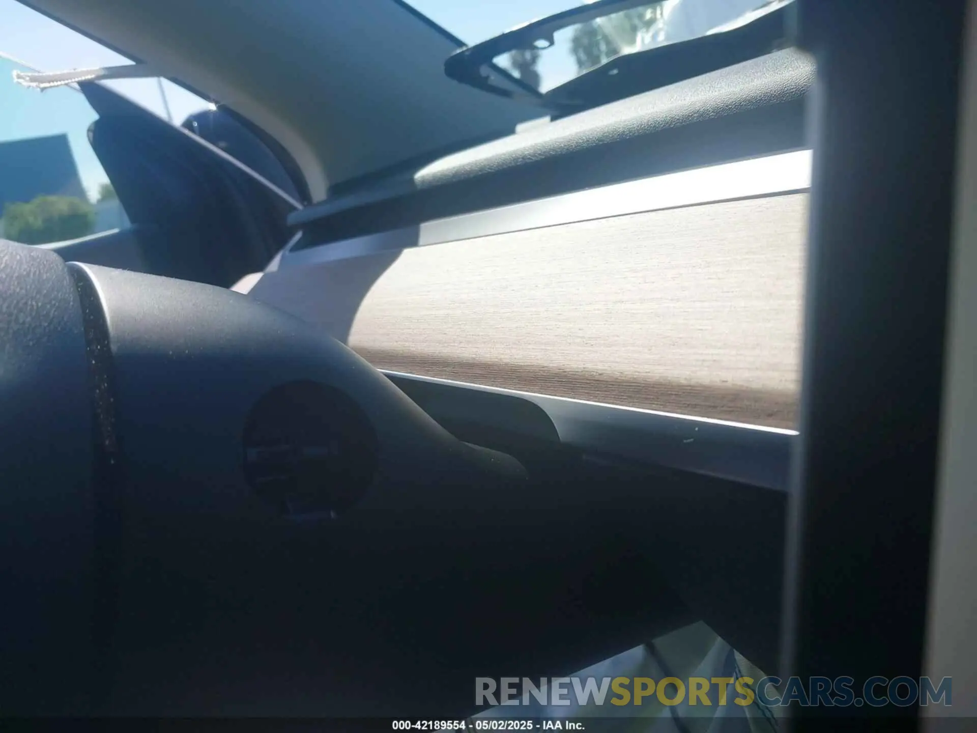 19 fotografías del automóvil dañado 7SAYGDEE6NF344583 TESLA MODEL Y 2022