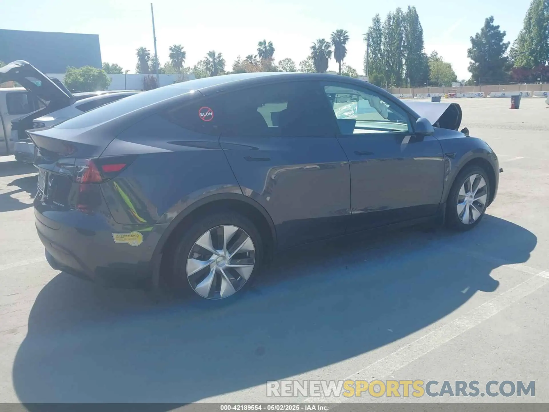 4 fotografías del automóvil dañado 7SAYGDEE6NF344583 TESLA MODEL Y 2022