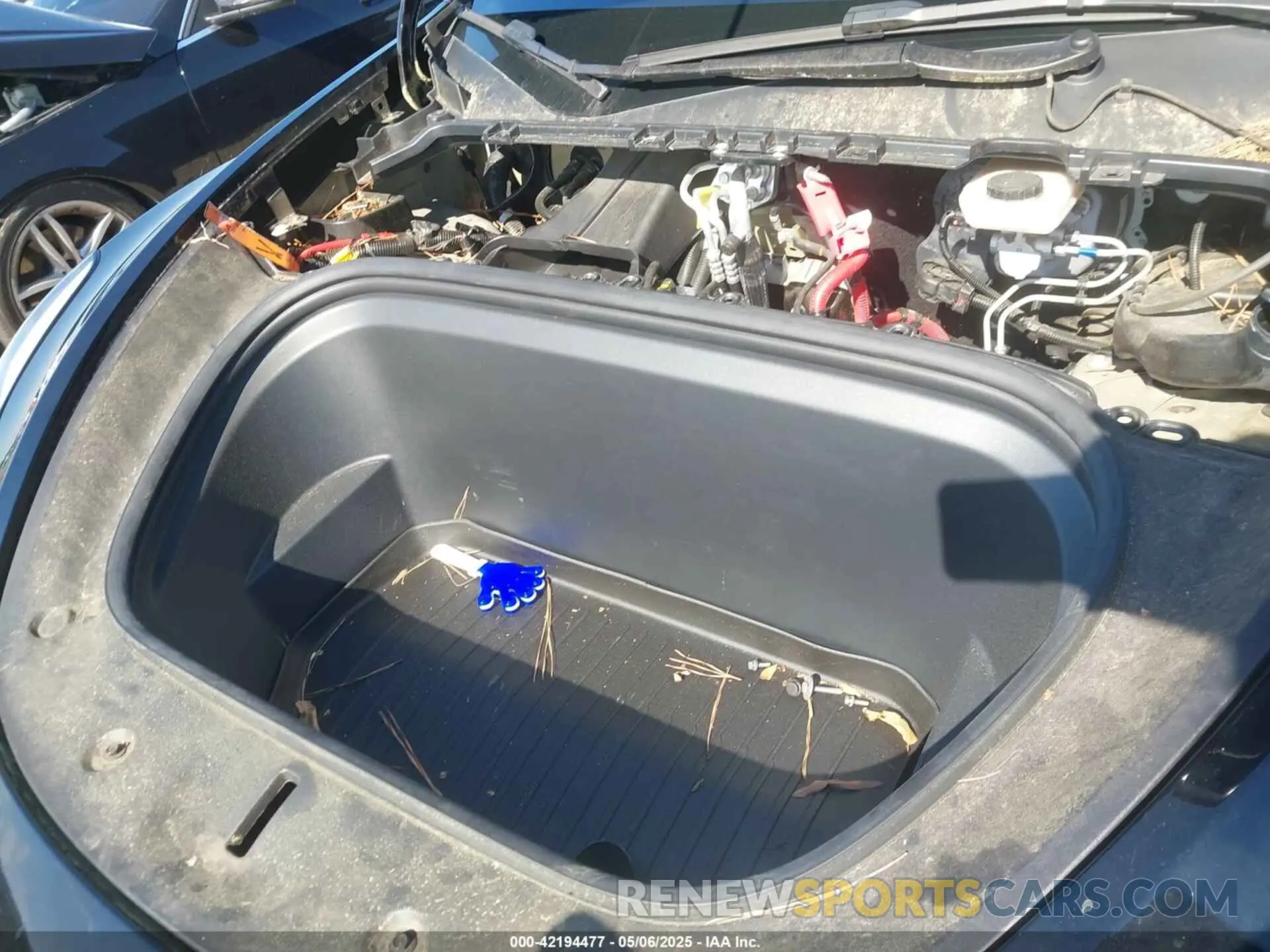 10 fotografías del automóvil dañado 7SAYGDEE6NF385120 TESLA MODEL Y 2022