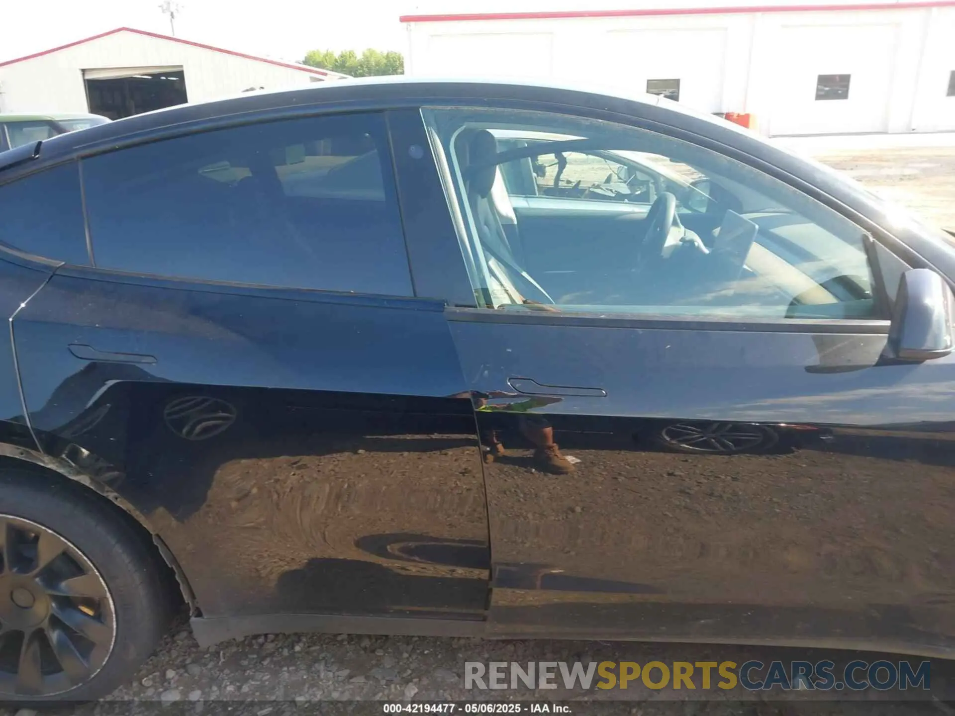 14 fotografías del automóvil dañado 7SAYGDEE6NF385120 TESLA MODEL Y 2022