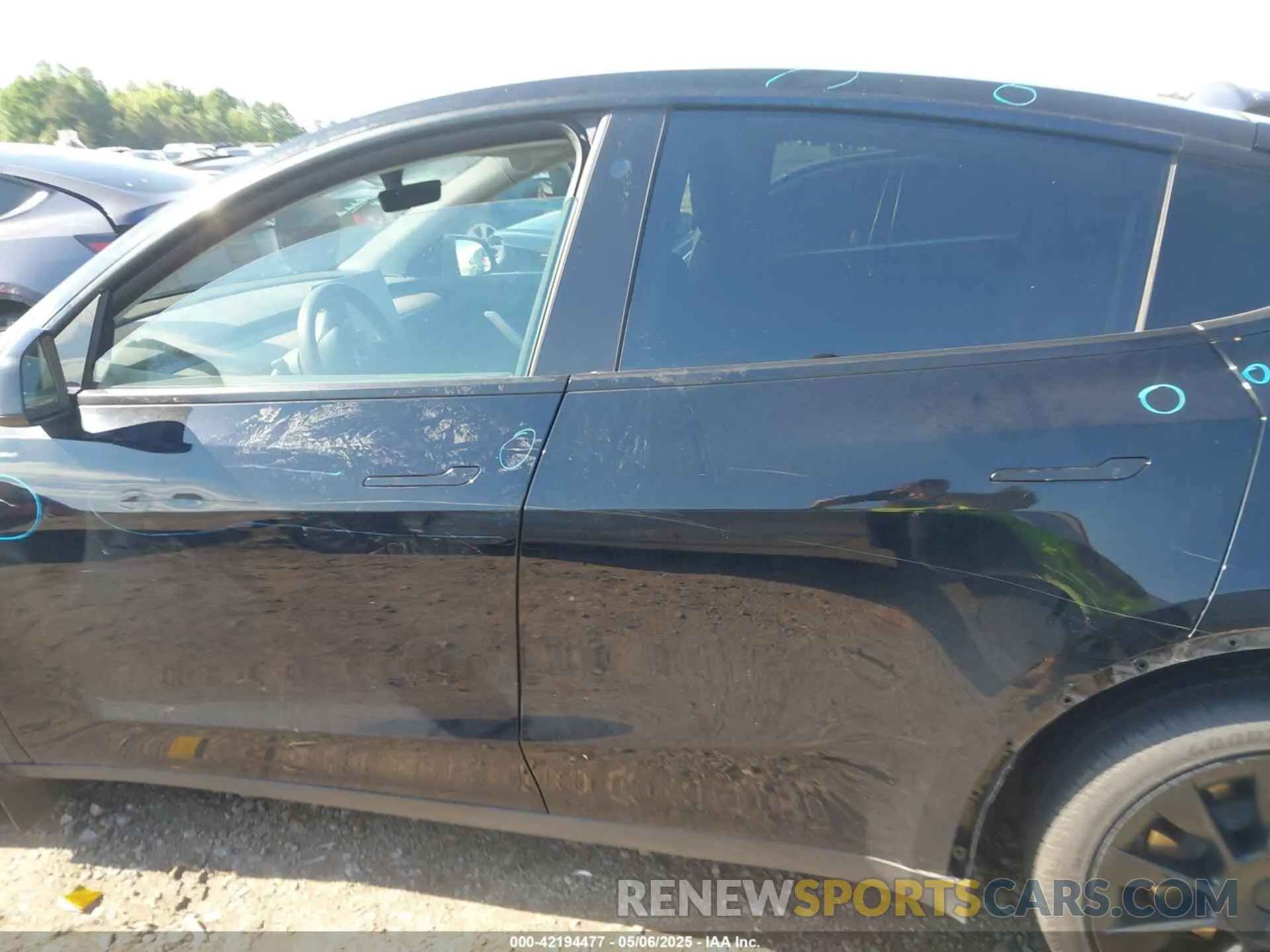 15 fotografías del automóvil dañado 7SAYGDEE6NF385120 TESLA MODEL Y 2022