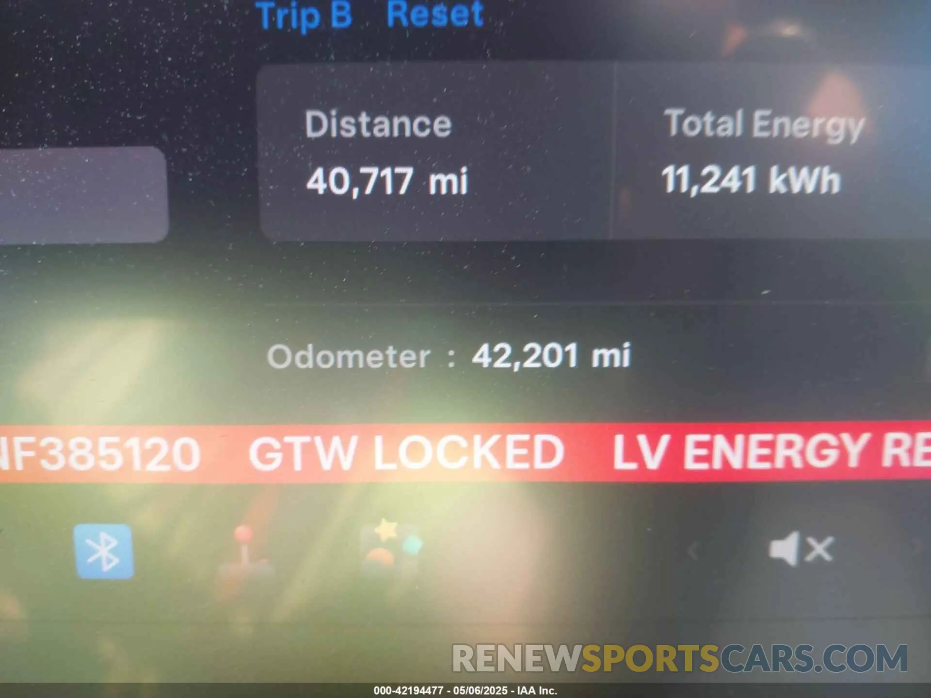 16 fotografías del automóvil dañado 7SAYGDEE6NF385120 TESLA MODEL Y 2022