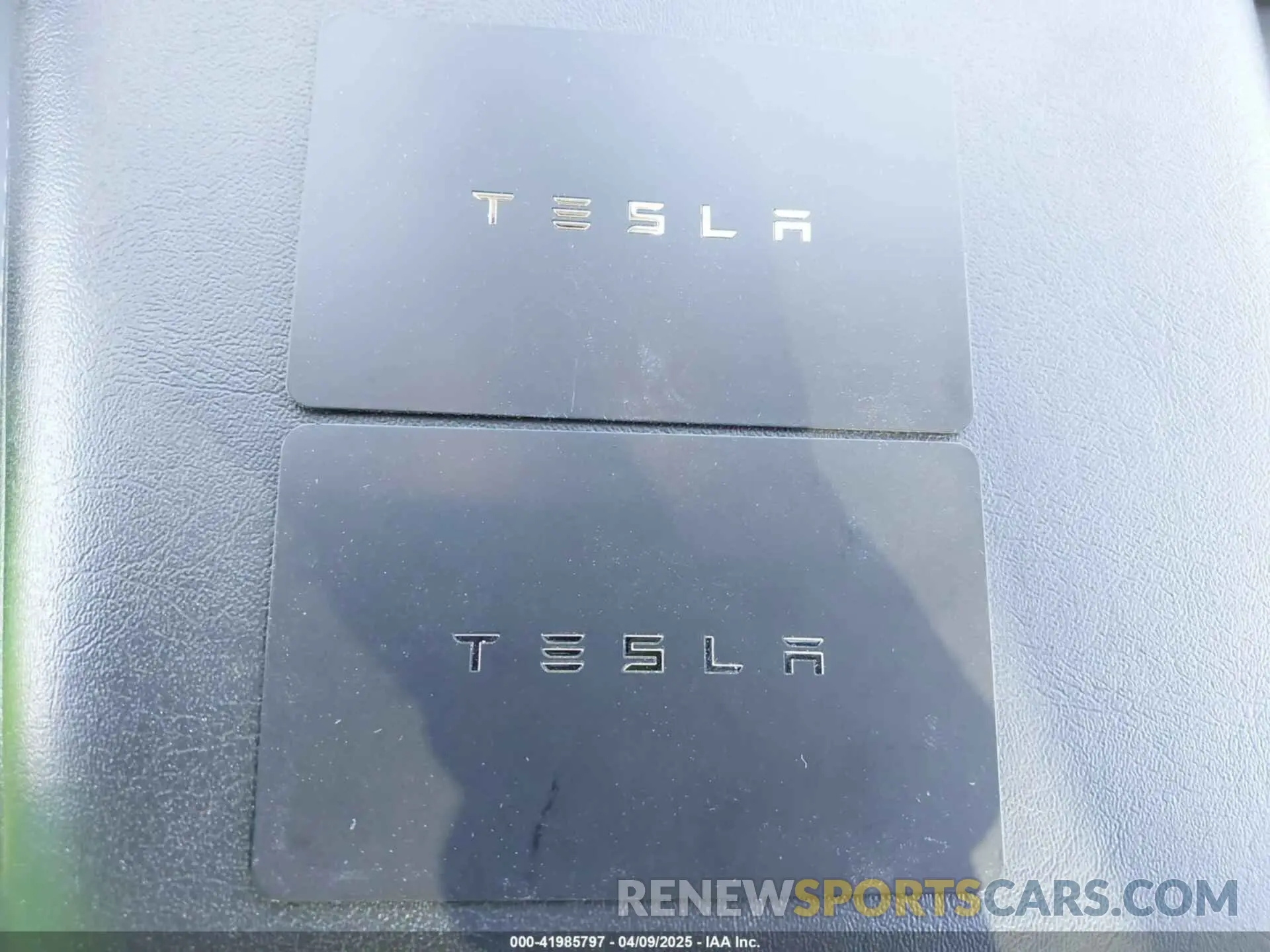 11 fotografías del automóvil dañado 7SAYGDEE6NF480471 TESLA MODEL Y 2022