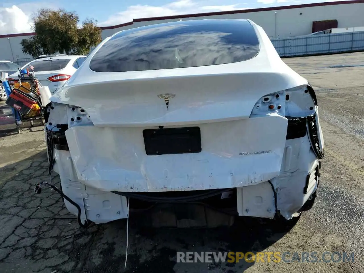 6 fotografías del automóvil dañado 7SAYGDEE6NF567500 TESLA MODEL Y 2022