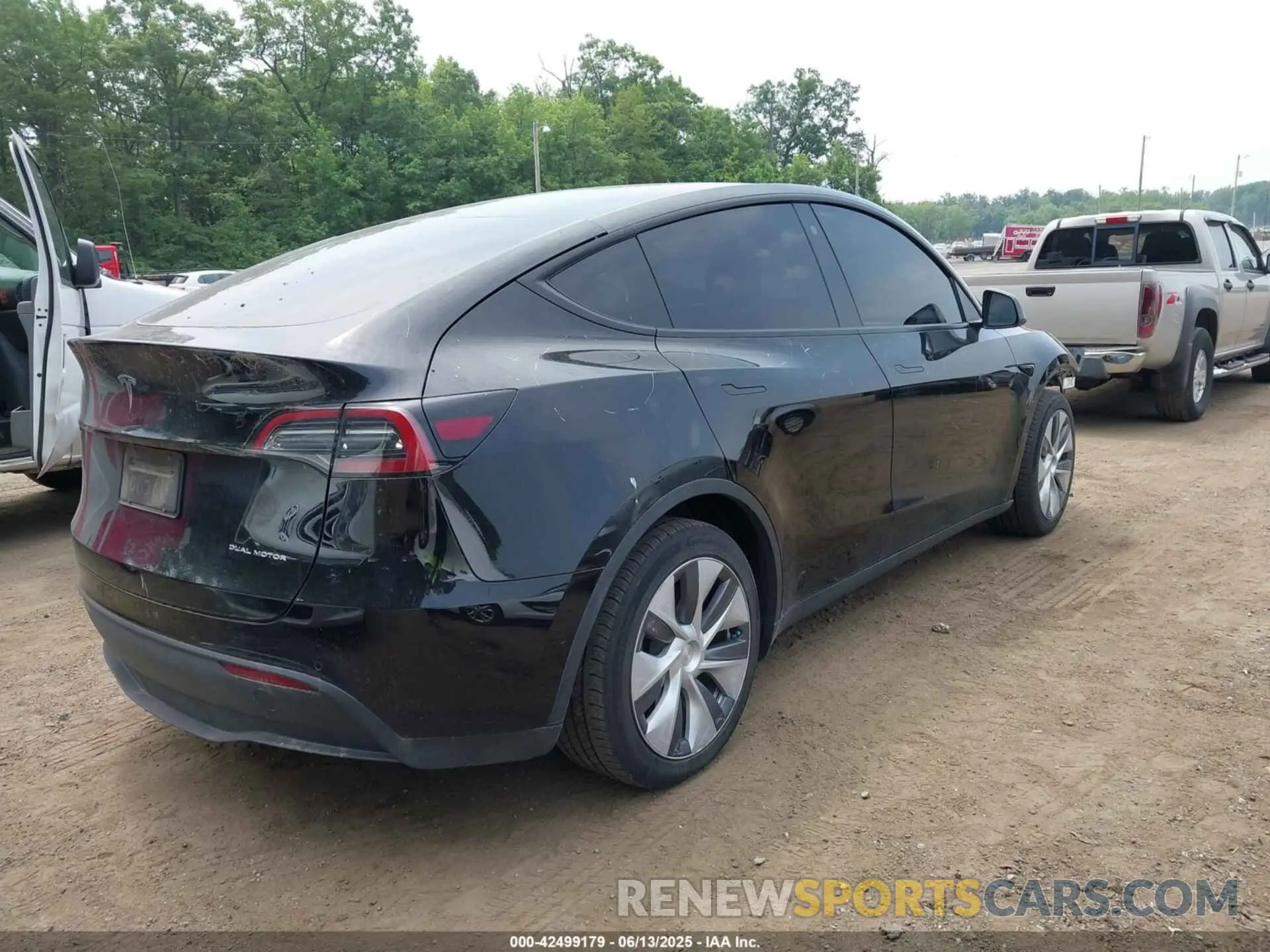 4 fotografías del automóvil dañado 7SAYGDEE7NA005151 TESLA MODEL Y 2022