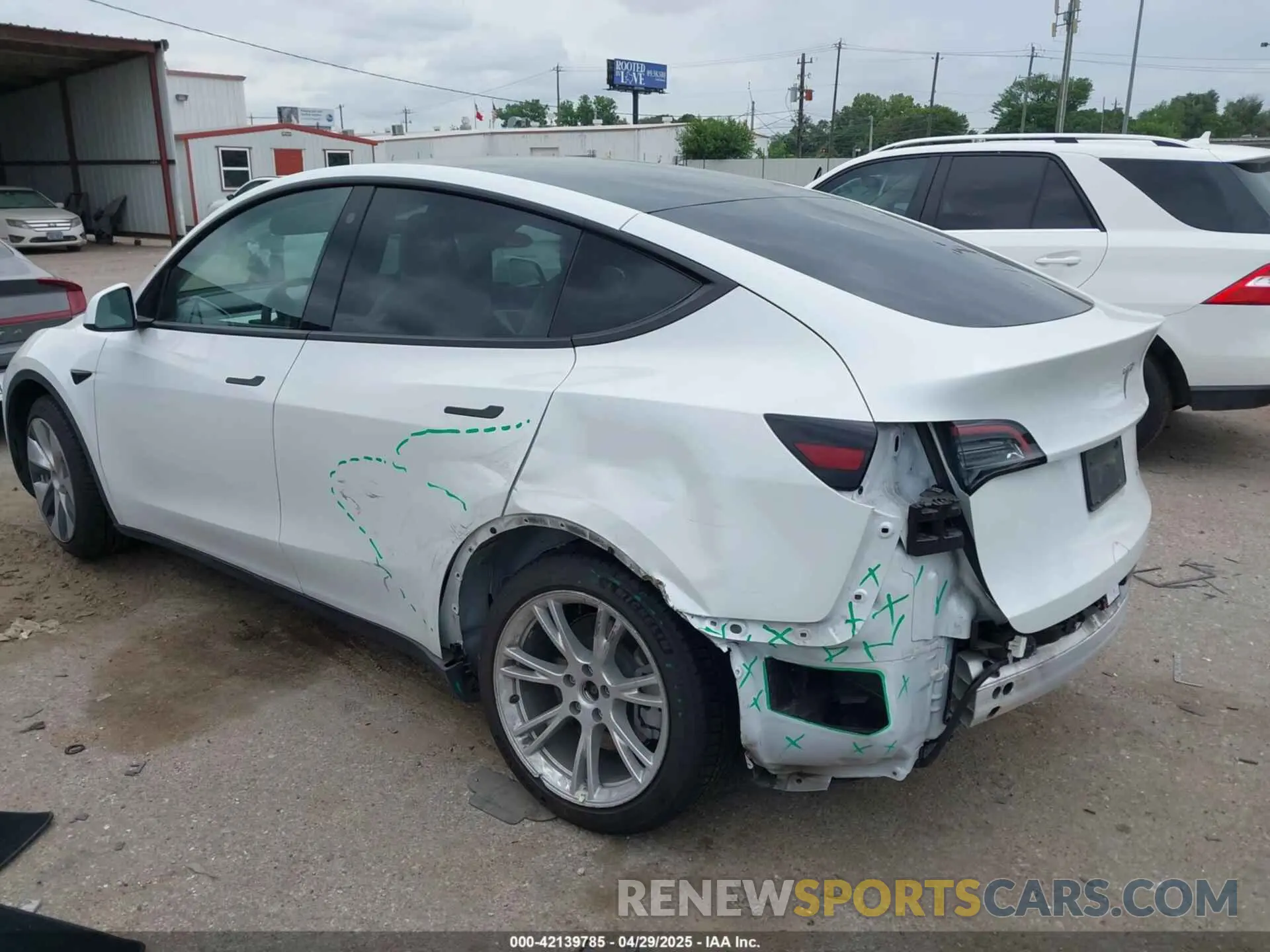 3 fotografías del automóvil dañado 7SAYGDEE7NF310555 TESLA MODEL Y 2022