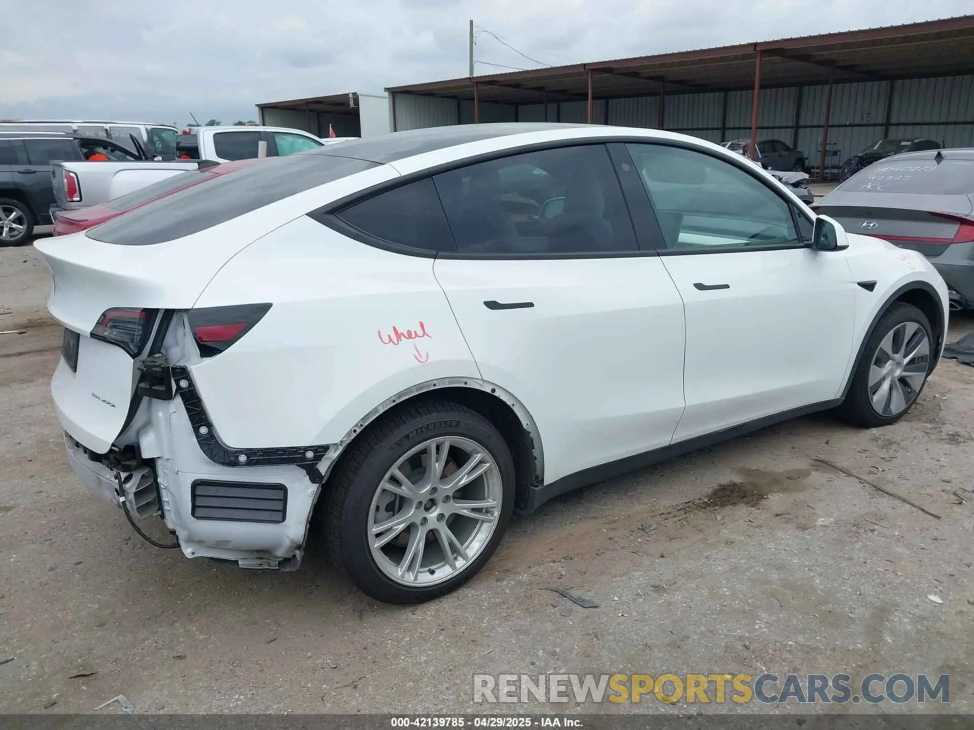 4 fotografías del automóvil dañado 7SAYGDEE7NF310555 TESLA MODEL Y 2022