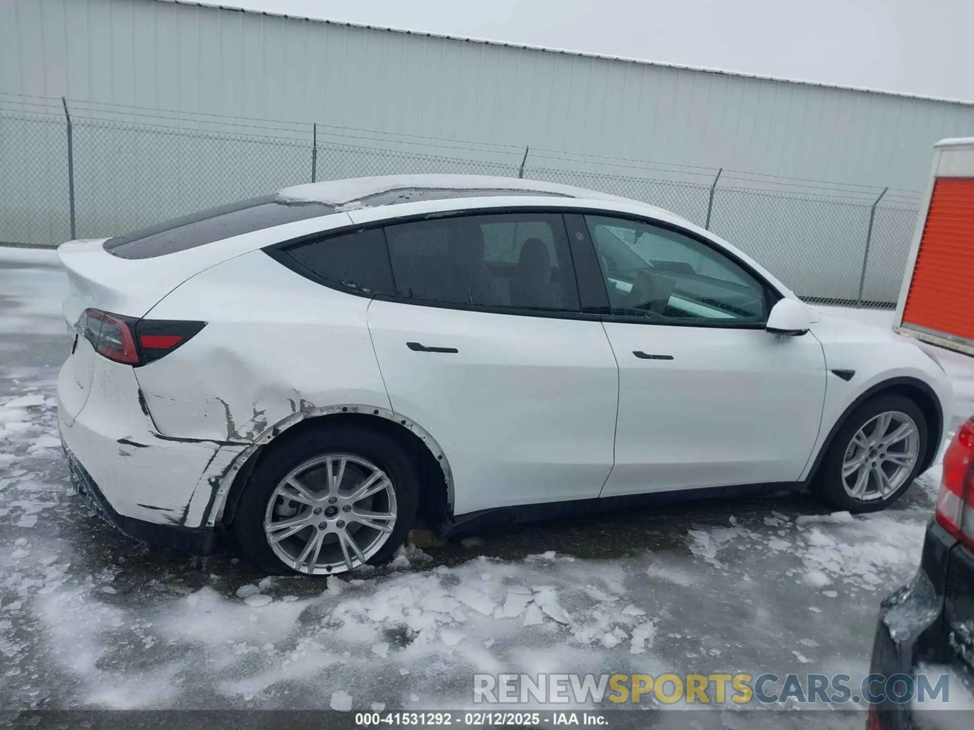 12 fotografías del automóvil dañado 7SAYGDEE7NF367810 TESLA MODEL Y 2022