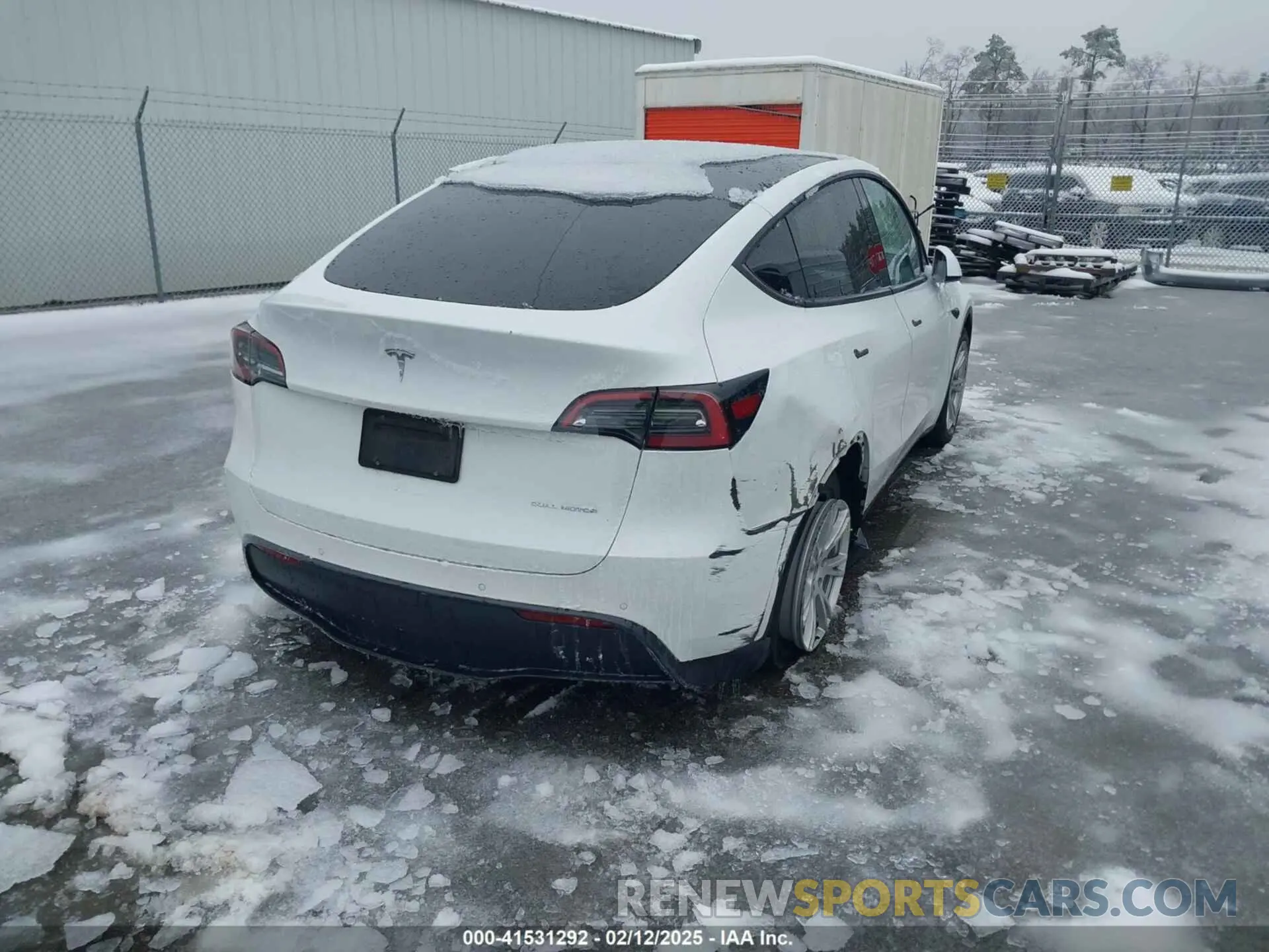 4 fotografías del automóvil dañado 7SAYGDEE7NF367810 TESLA MODEL Y 2022