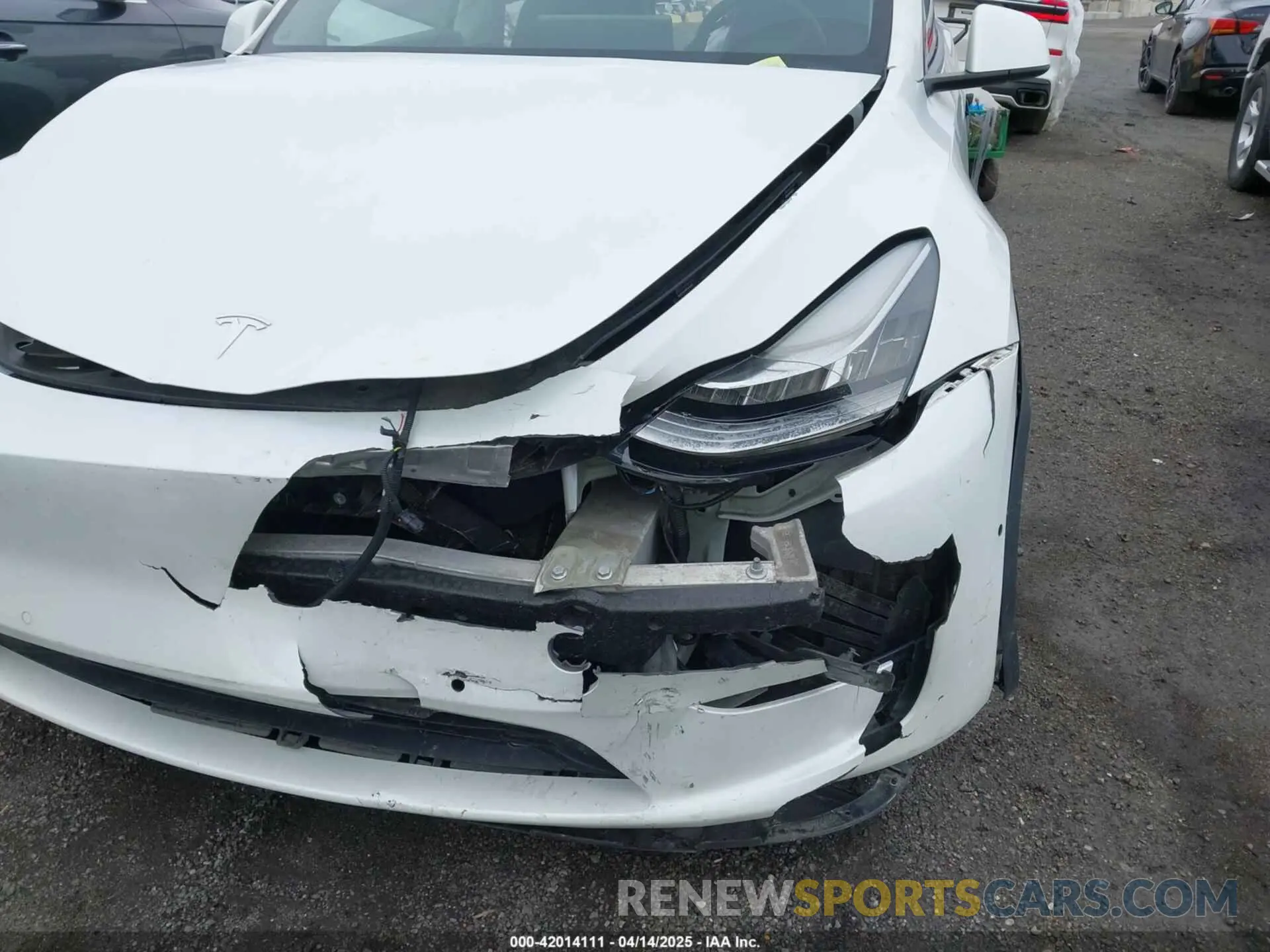 6 fotografías del automóvil dañado 7SAYGDEE7NF389788 TESLA MODEL Y 2022