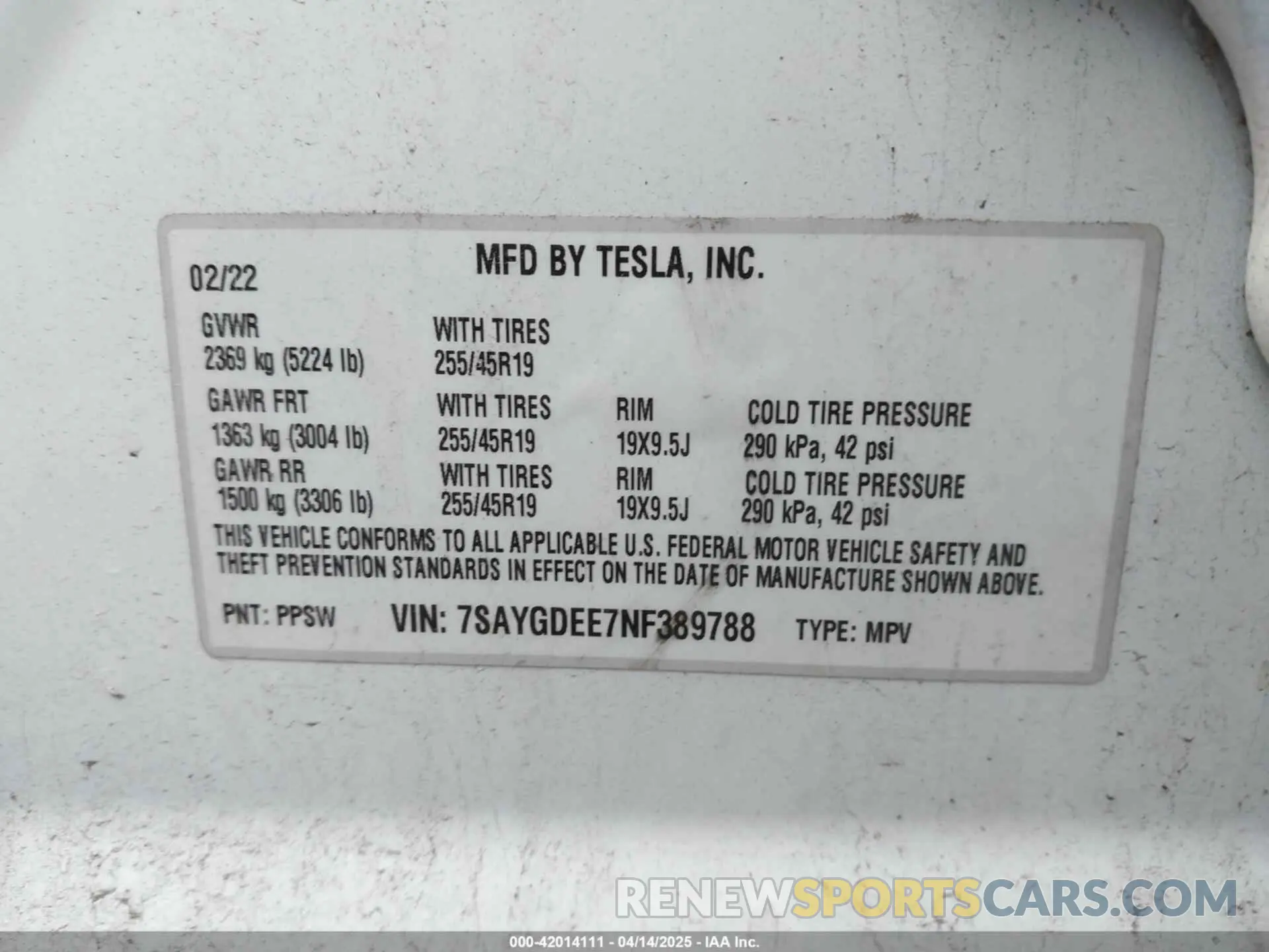 9 fotografías del automóvil dañado 7SAYGDEE7NF389788 TESLA MODEL Y 2022