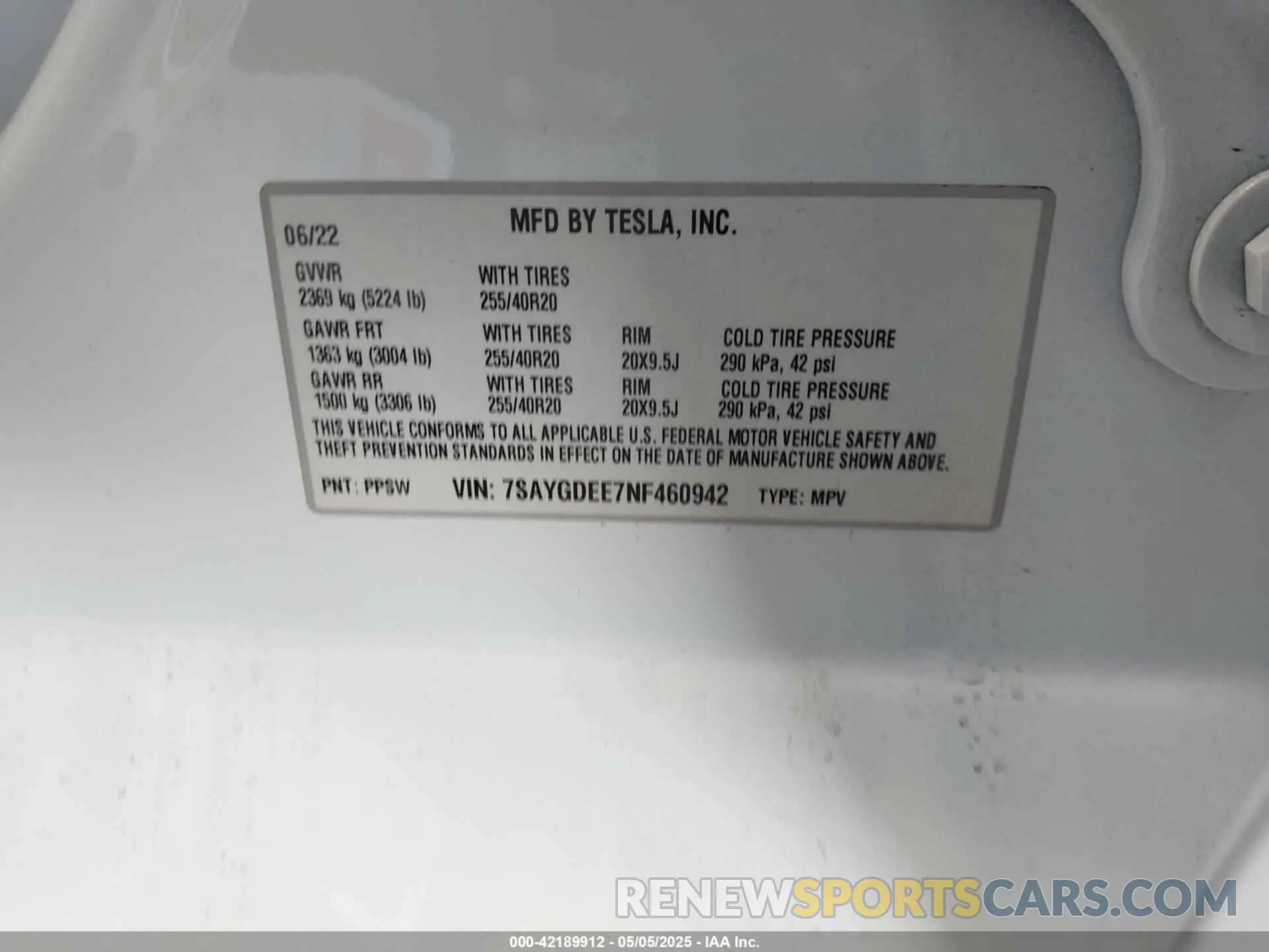 9 fotografías del automóvil dañado 7SAYGDEE7NF460942 TESLA MODEL Y 2022