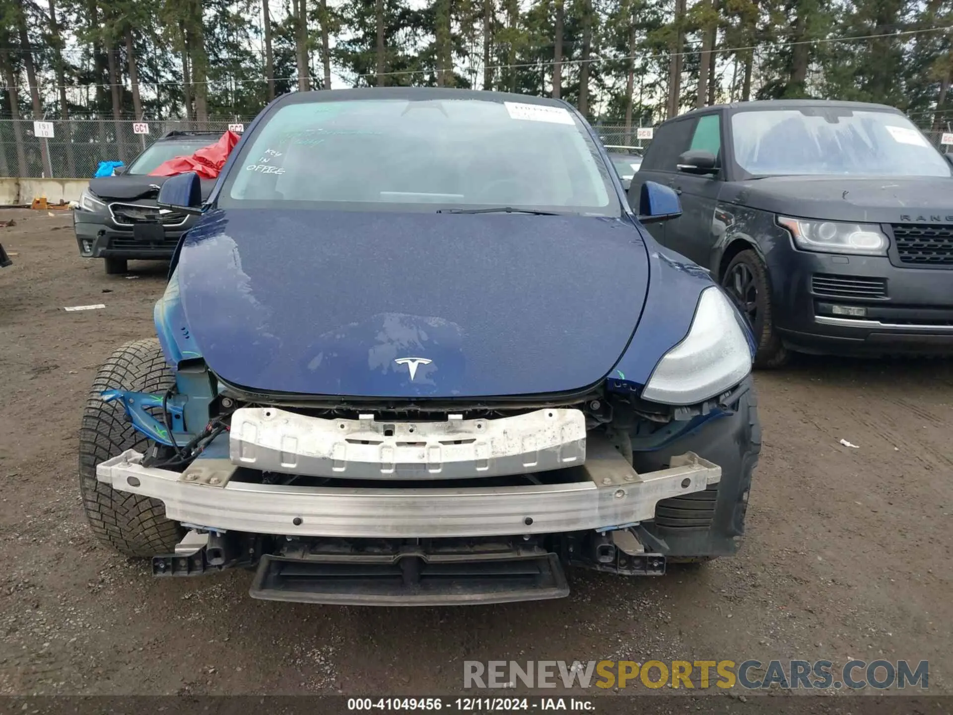 13 fotografías del automóvil dañado 7SAYGDEE8NF376077 TESLA MODEL Y 2022