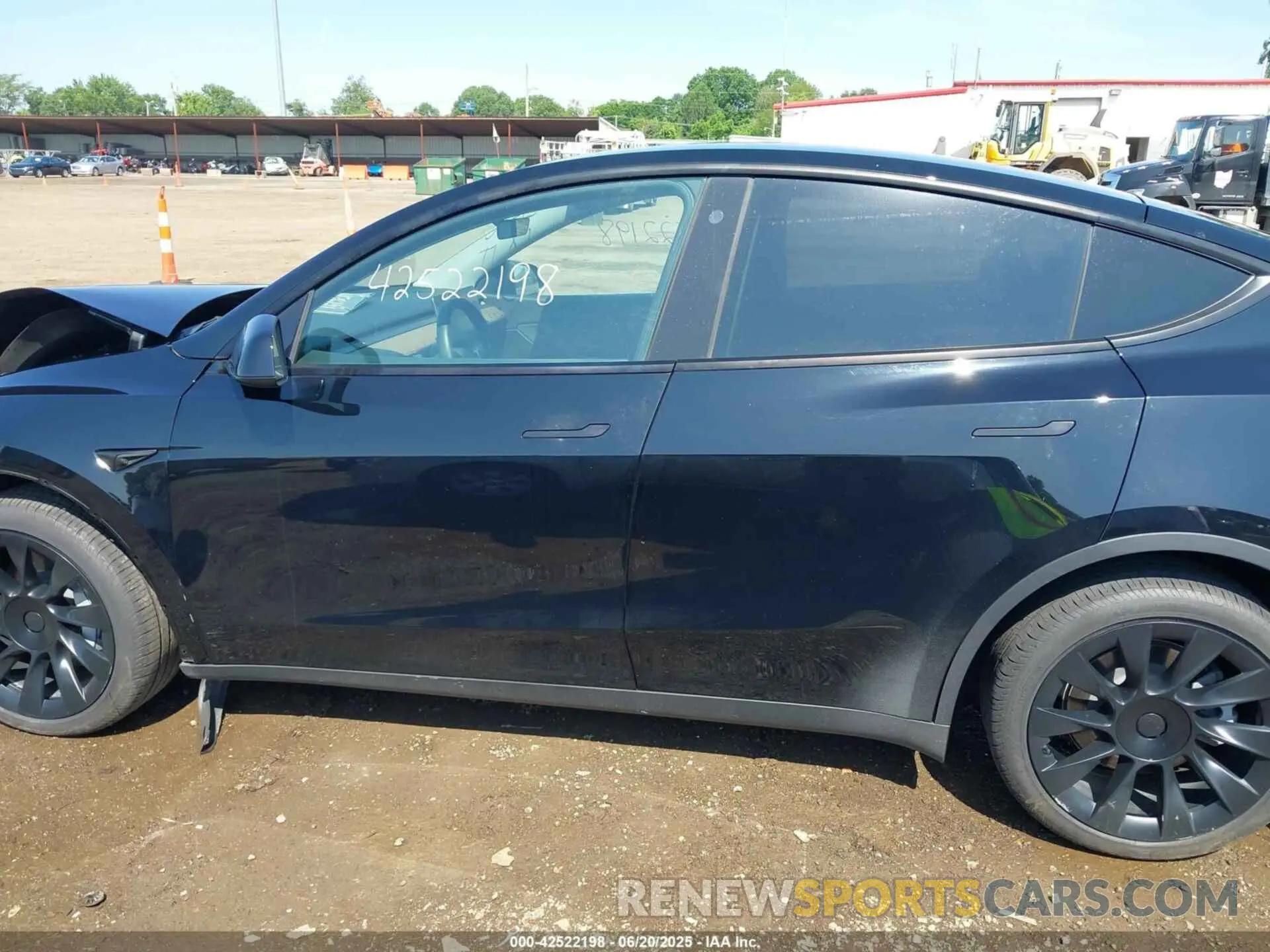 14 fotografías del automóvil dañado 7SAYGDEE8NF434074 TESLA MODEL Y 2022