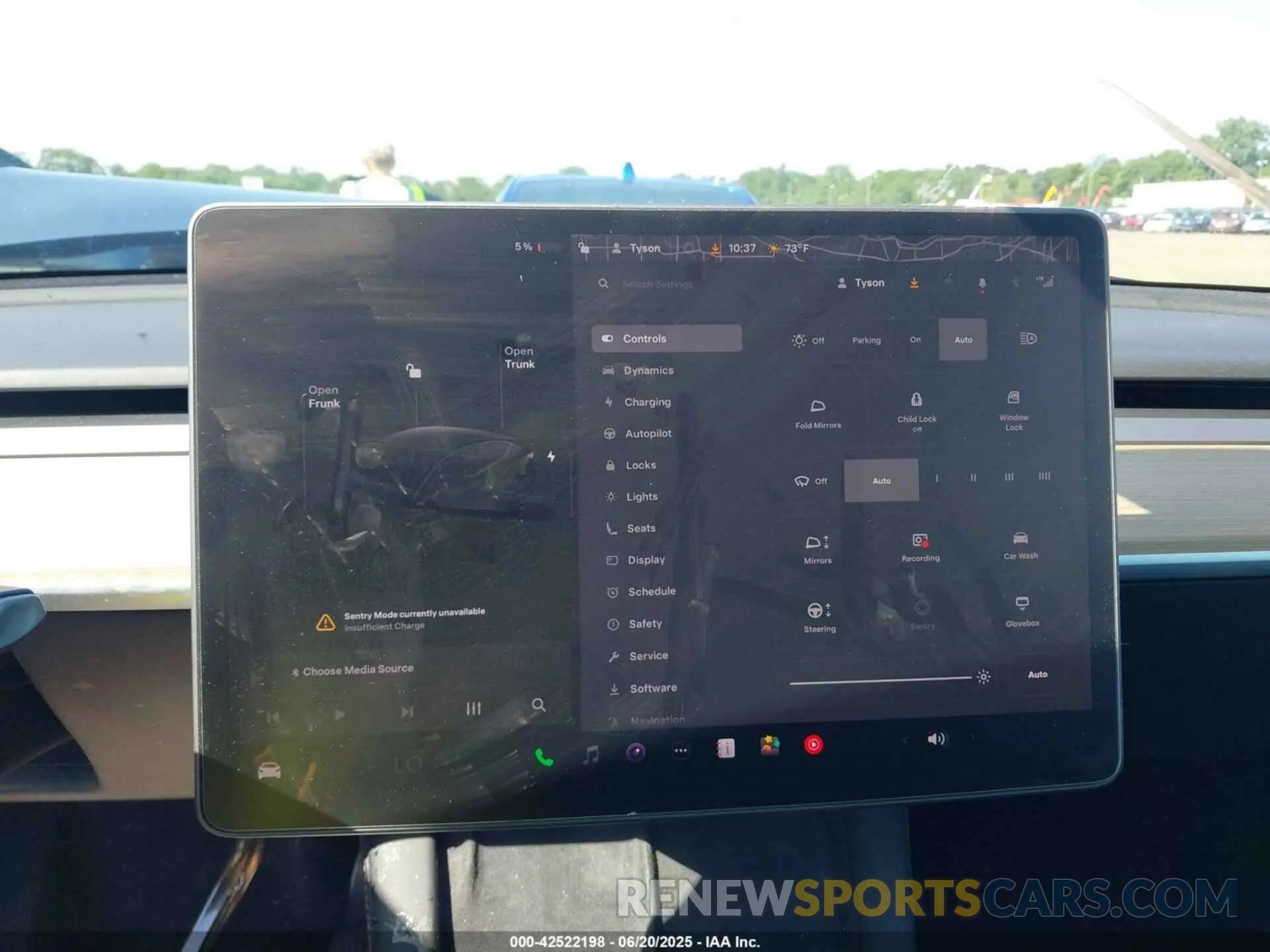7 fotografías del automóvil dañado 7SAYGDEE8NF434074 TESLA MODEL Y 2022