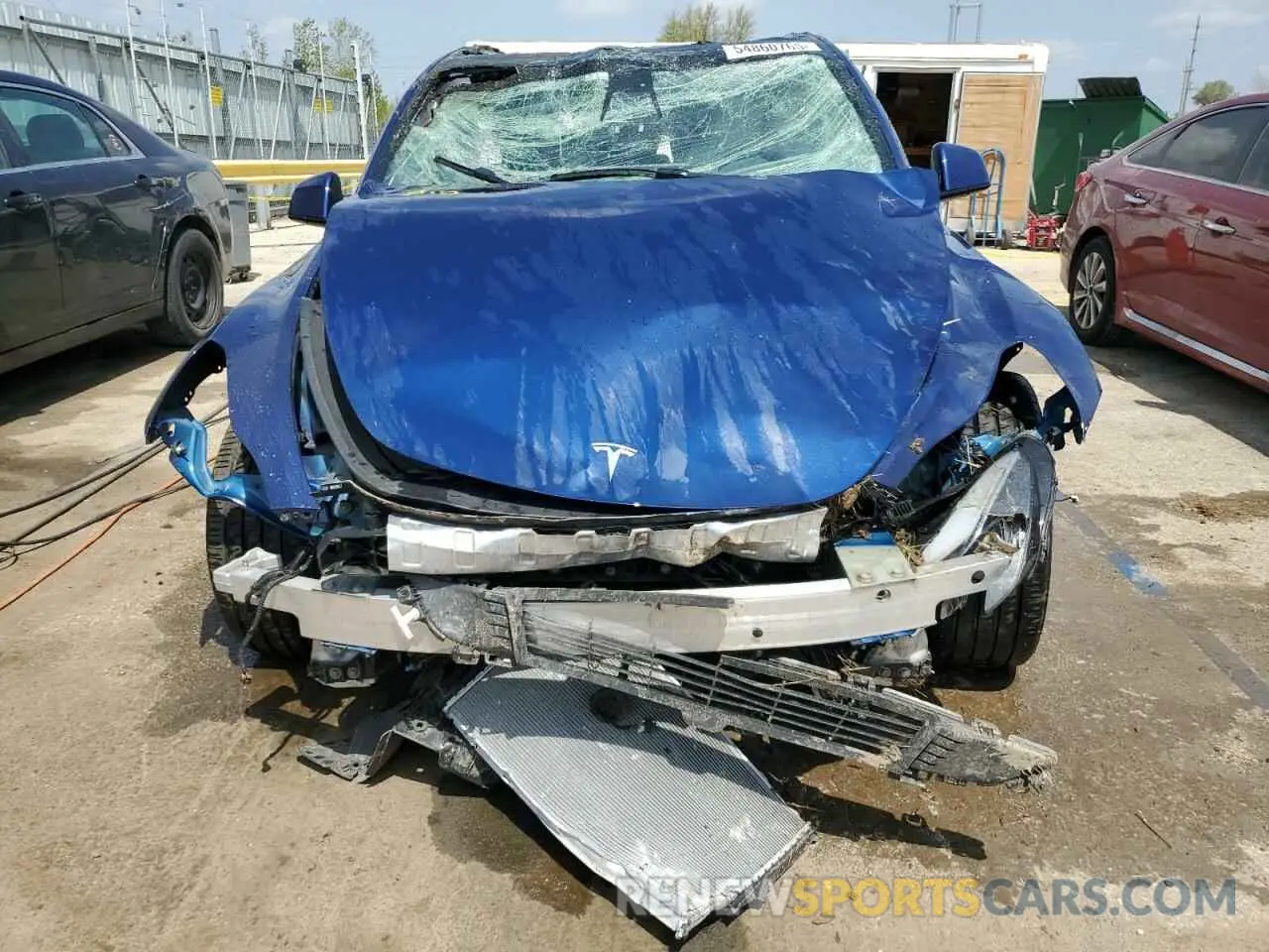 5 fotografías del automóvil dañado 7SAYGDEE8NF447410 TESLA MODEL Y 2022