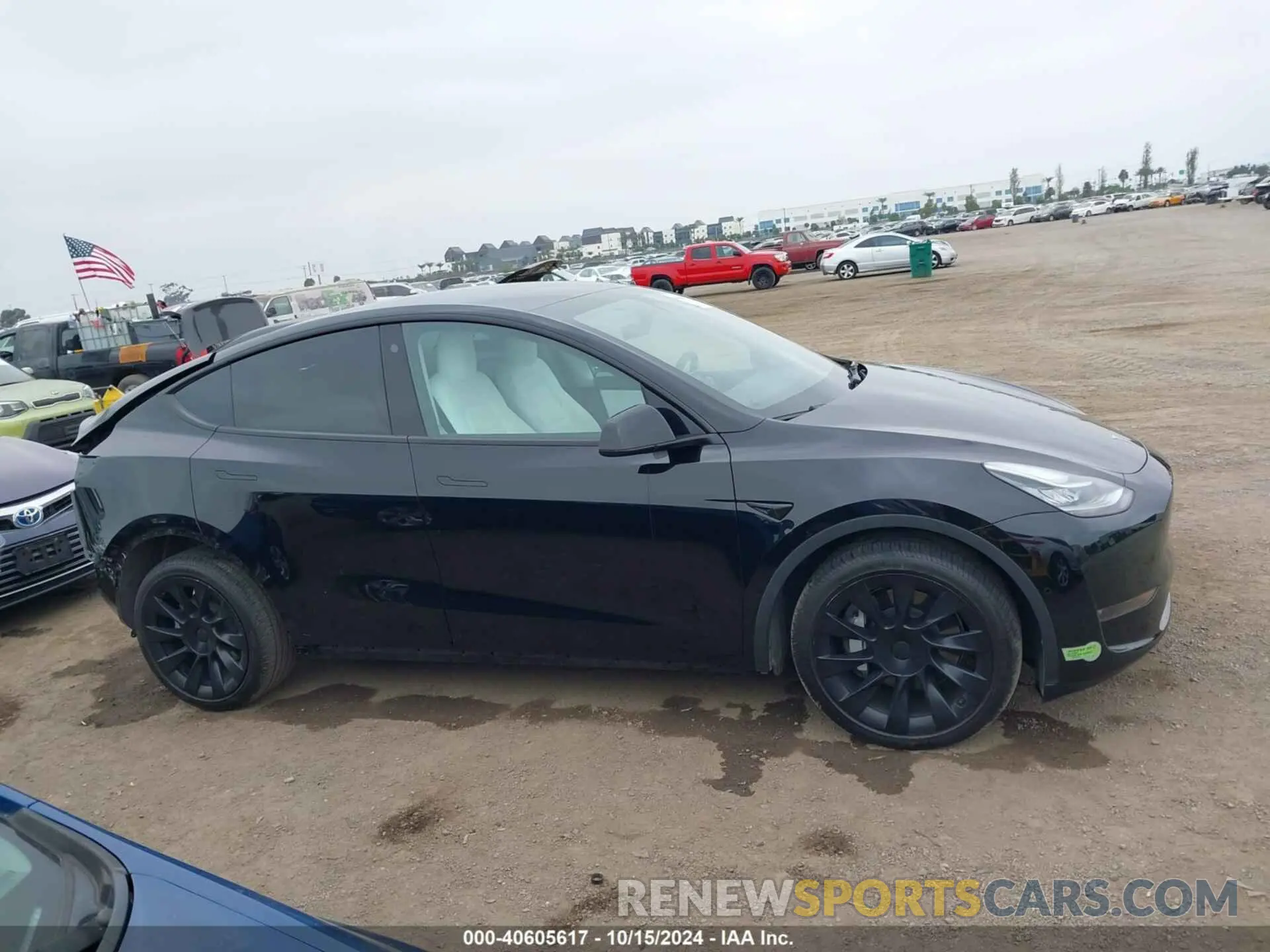 14 fotografías del automóvil dañado 7SAYGDEE8NF513339 TESLA MODEL Y 2022