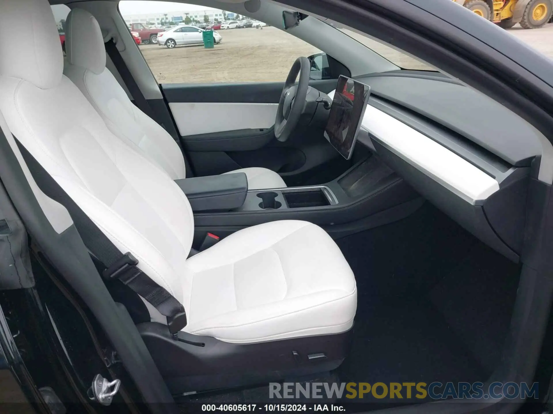 5 fotografías del automóvil dañado 7SAYGDEE8NF513339 TESLA MODEL Y 2022