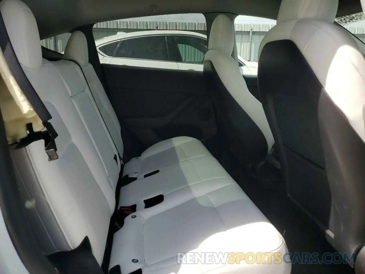 10 fotografías del automóvil dañado 7SAYGDEE8NF524454 TESLA MODEL Y 2022