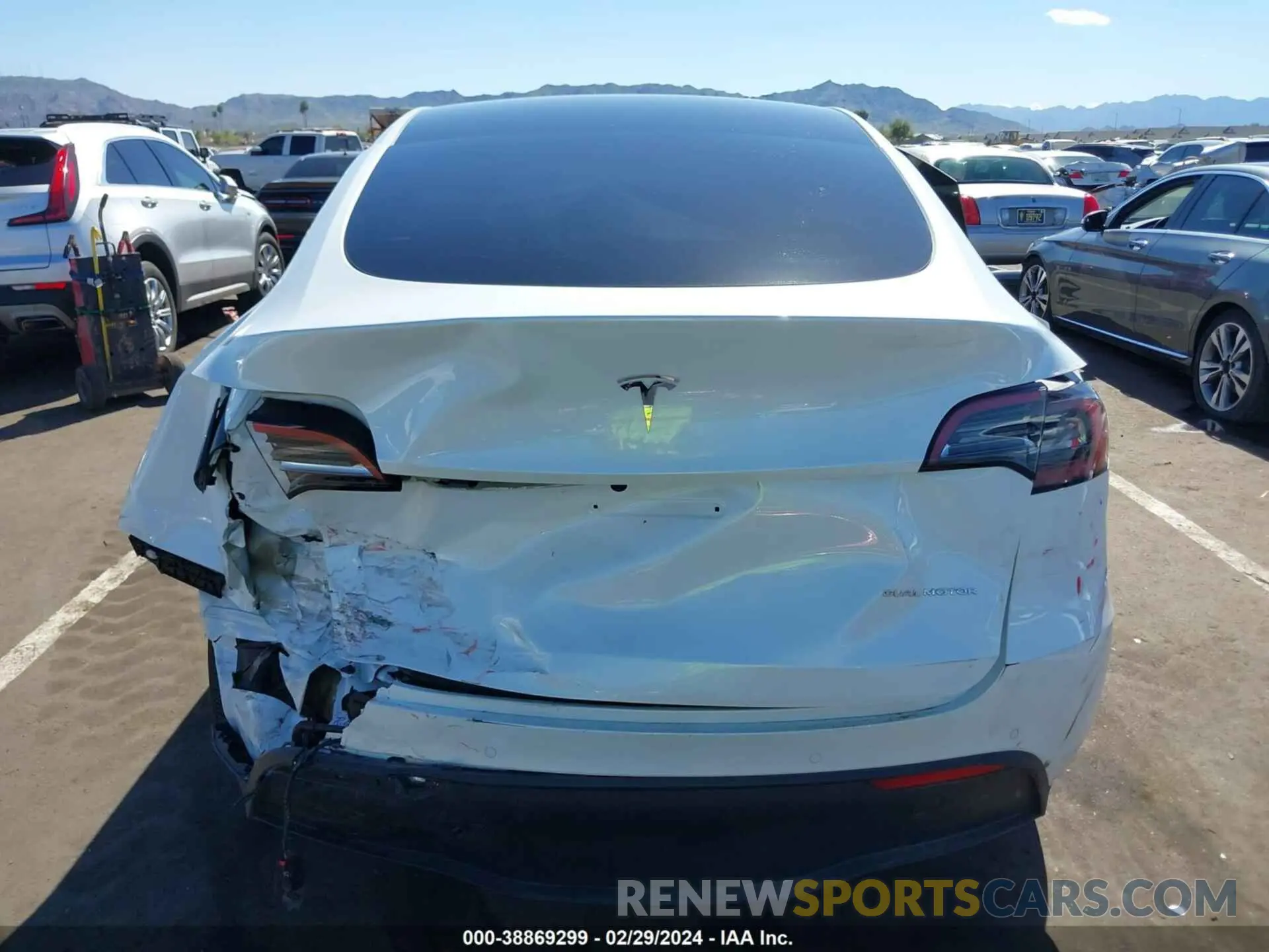 16 fotografías del automóvil dañado 7SAYGDEE9NA015552 TESLA MODEL Y 2022