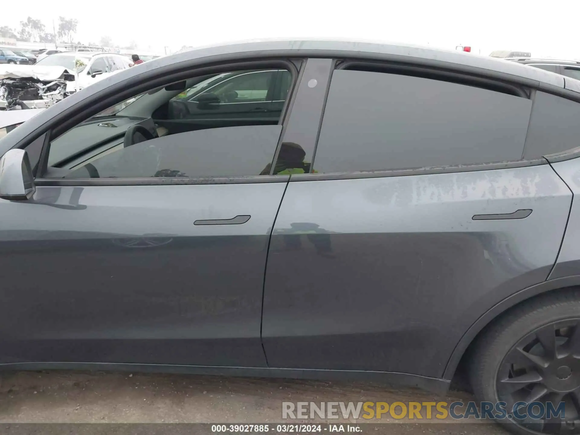 14 fotografías del automóvil dañado 7SAYGDEE9NF307513 TESLA MODEL Y 2022