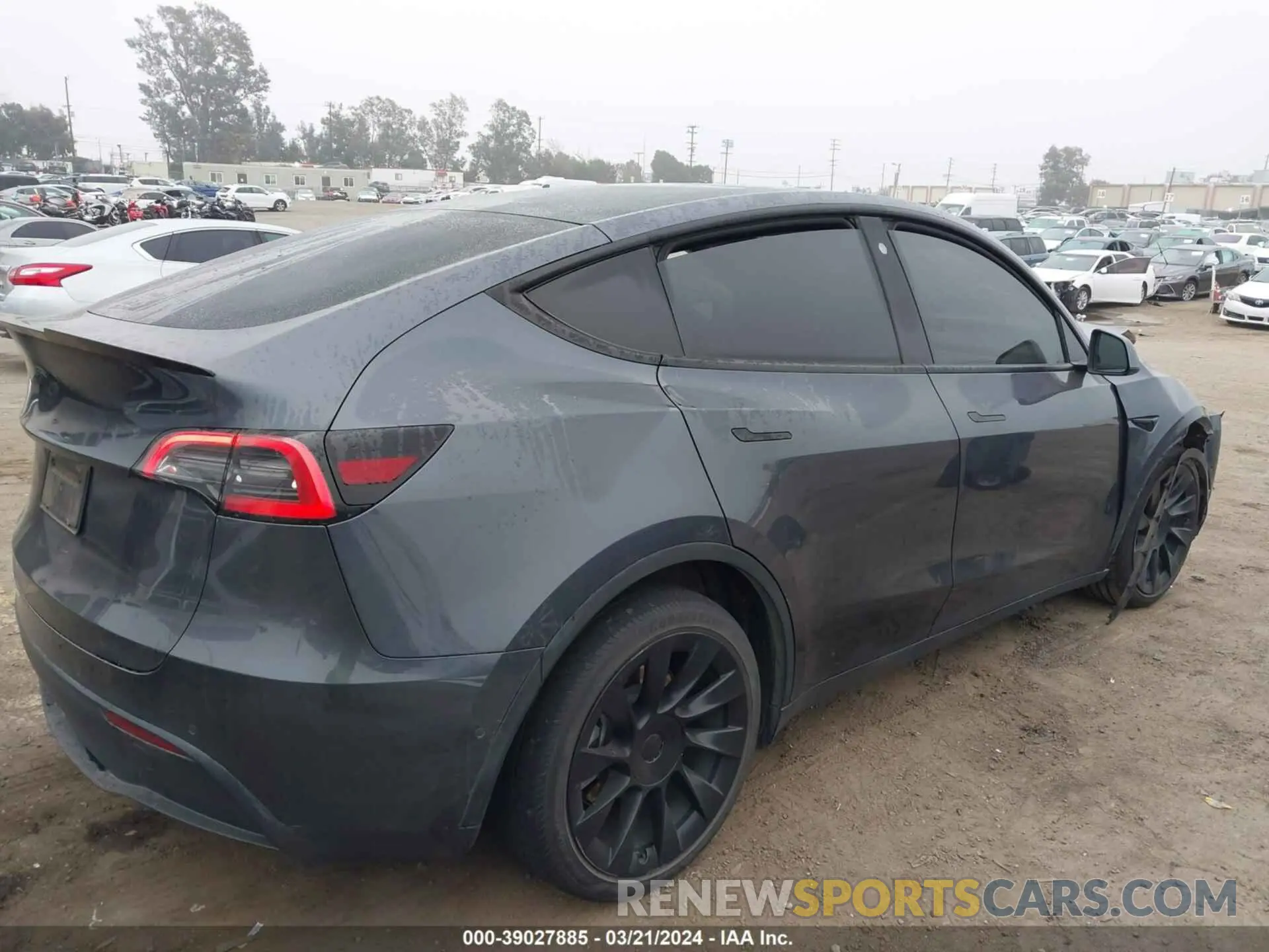 4 fotografías del automóvil dañado 7SAYGDEE9NF307513 TESLA MODEL Y 2022