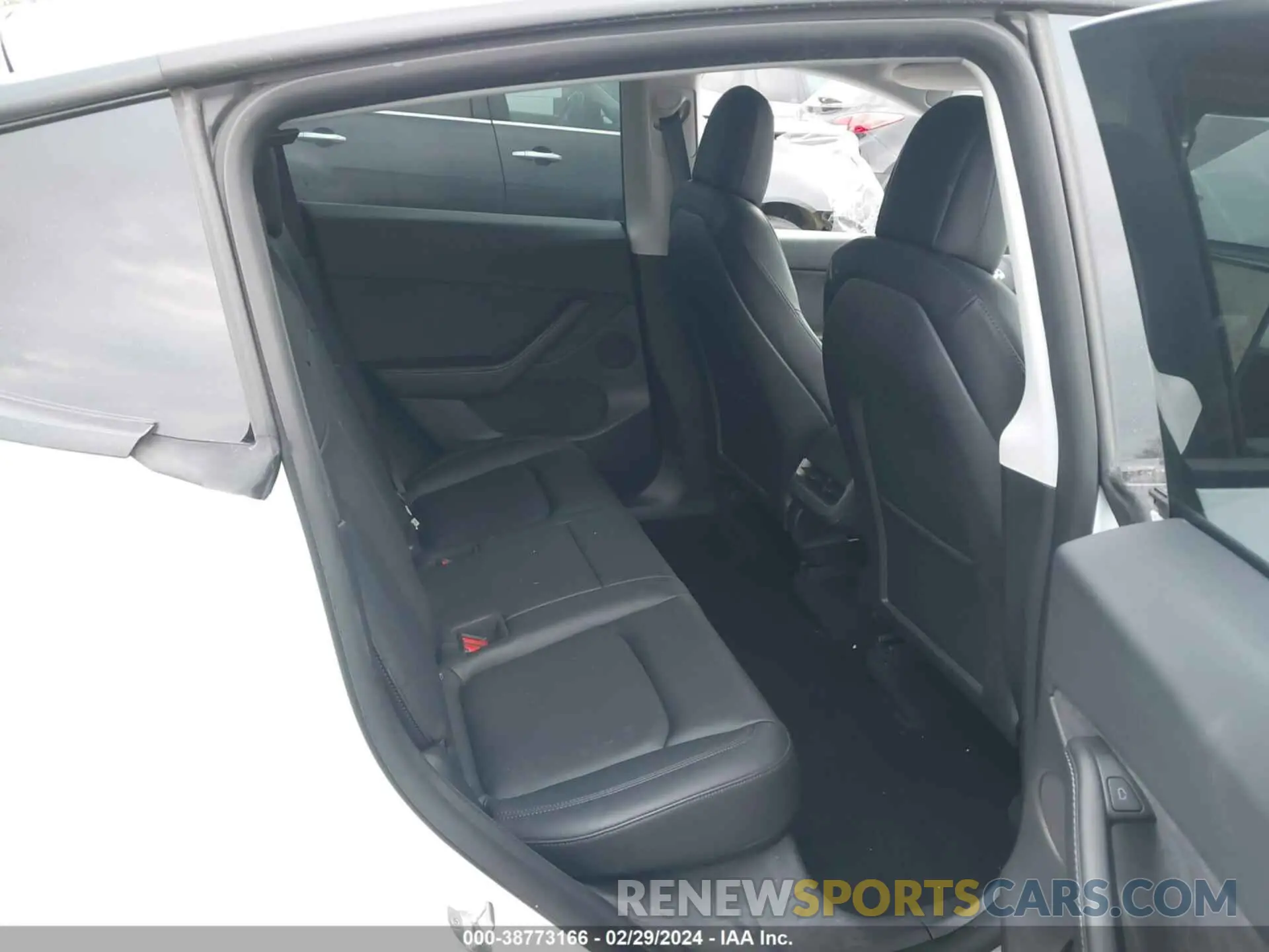8 fotografías del automóvil dañado 7SAYGDEE9NF369607 TESLA MODEL Y 2022