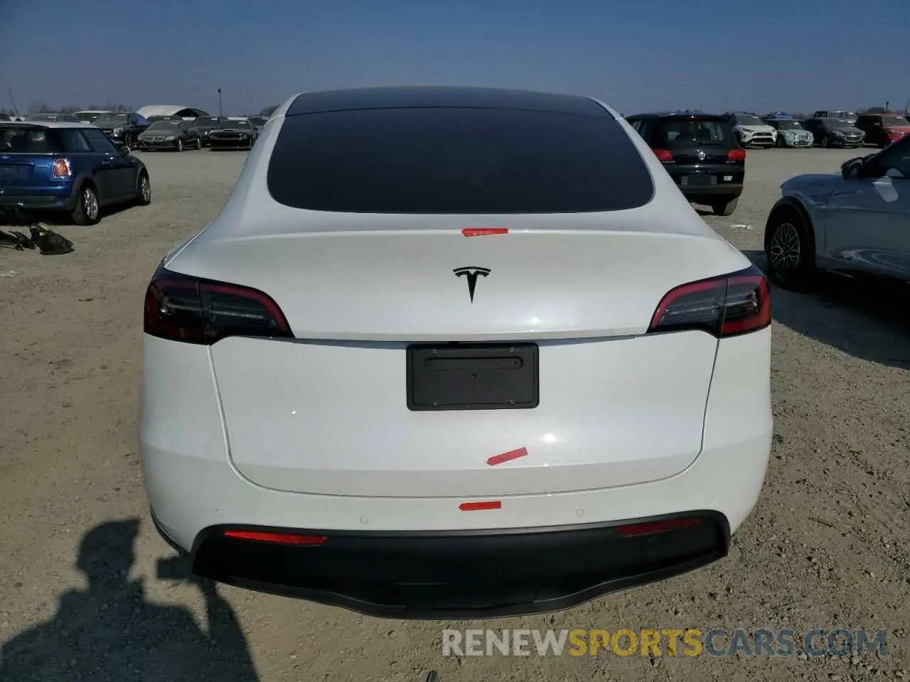 6 fotografías del automóvil dañado 7SAYGDEE9NF411550 TESLA MODEL Y 2022