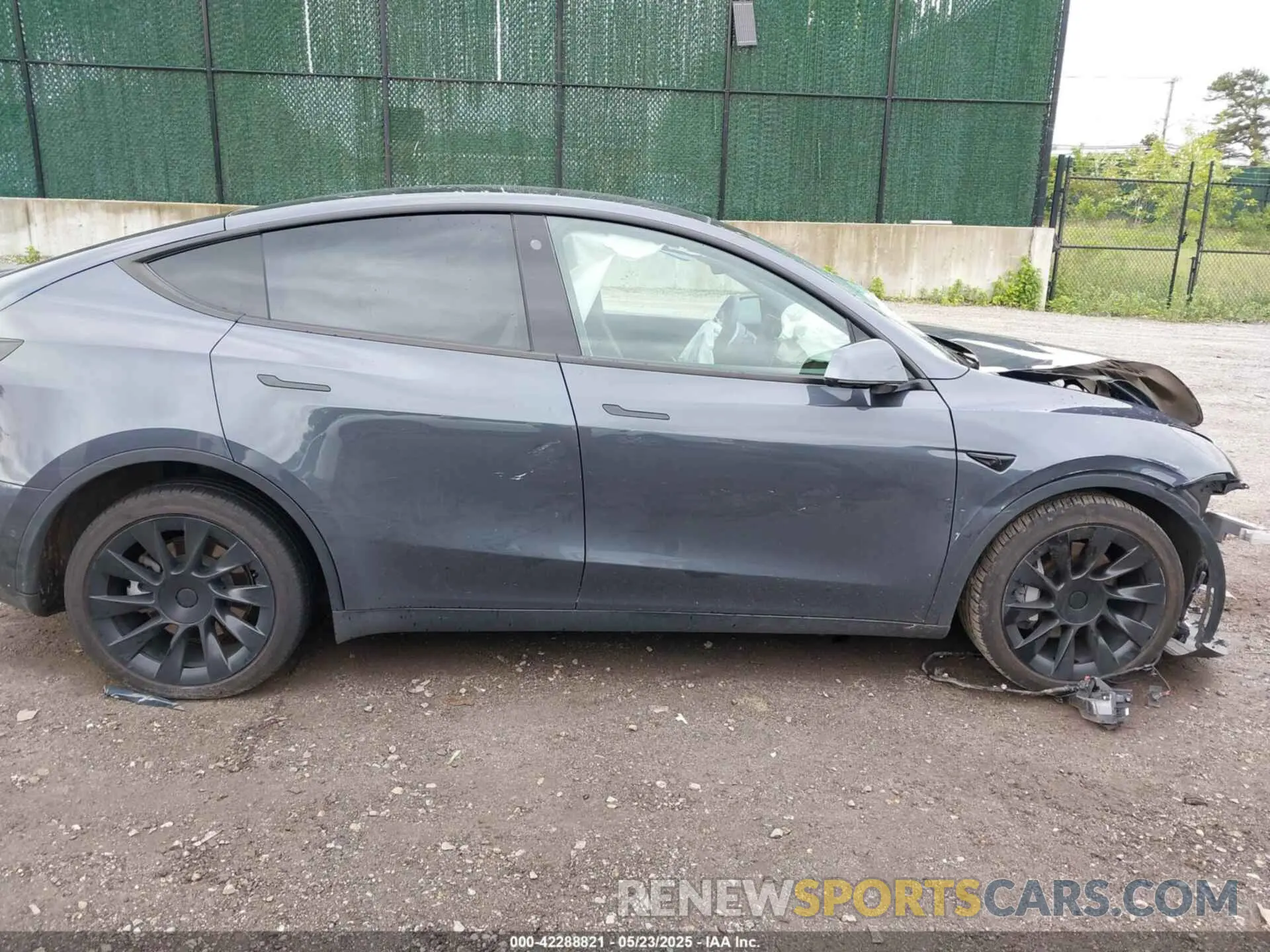 12 fotografías del automóvil dañado 7SAYGDEE9NF424248 TESLA MODEL Y 2022