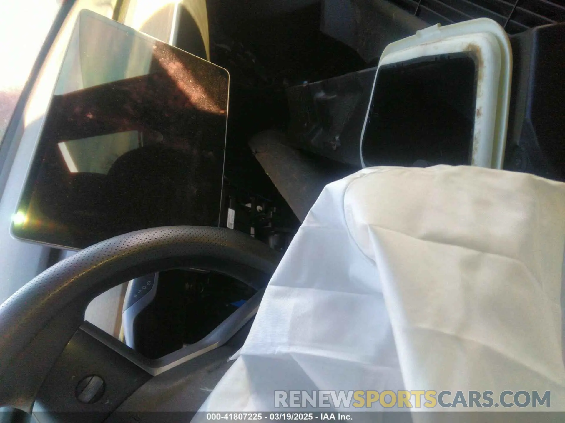 16 fotografías del automóvil dañado 7SAYGDEE9NF424928 TESLA MODEL Y 2022