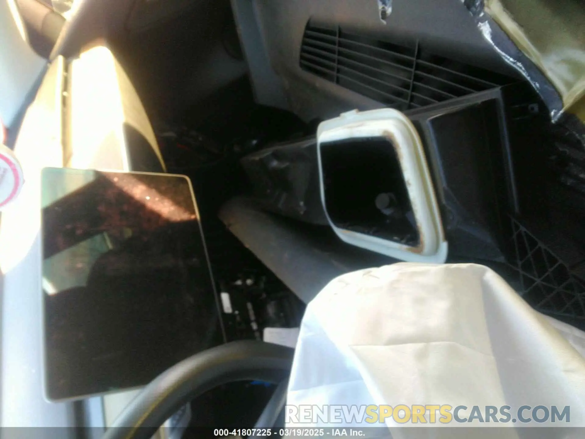 17 fotografías del automóvil dañado 7SAYGDEE9NF424928 TESLA MODEL Y 2022