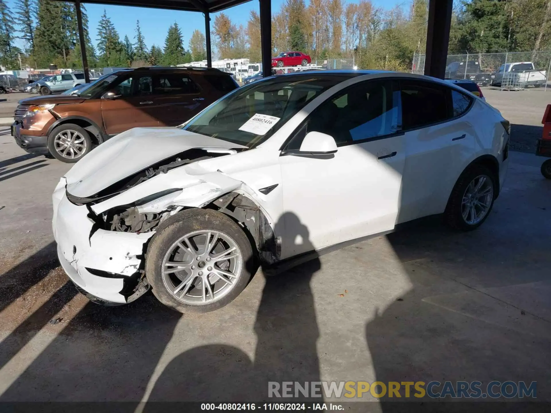 2 fotografías del automóvil dañado 7SAYGDEE9NF437503 TESLA MODEL Y 2022